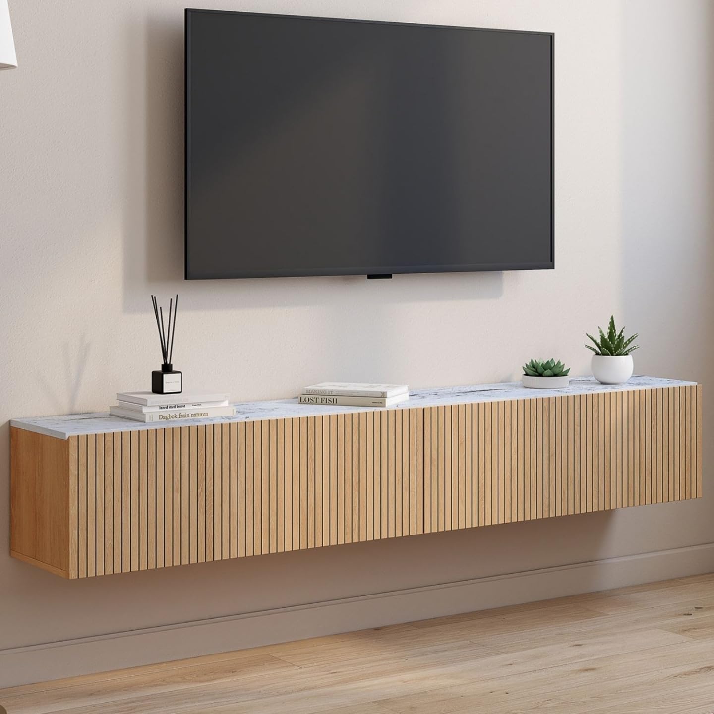 IDMarket - Meuble TV 180 cm Suspendu Juliette 2 Portes Plateau Effet marbre Lattes tasseau Bois Coloris chêne
