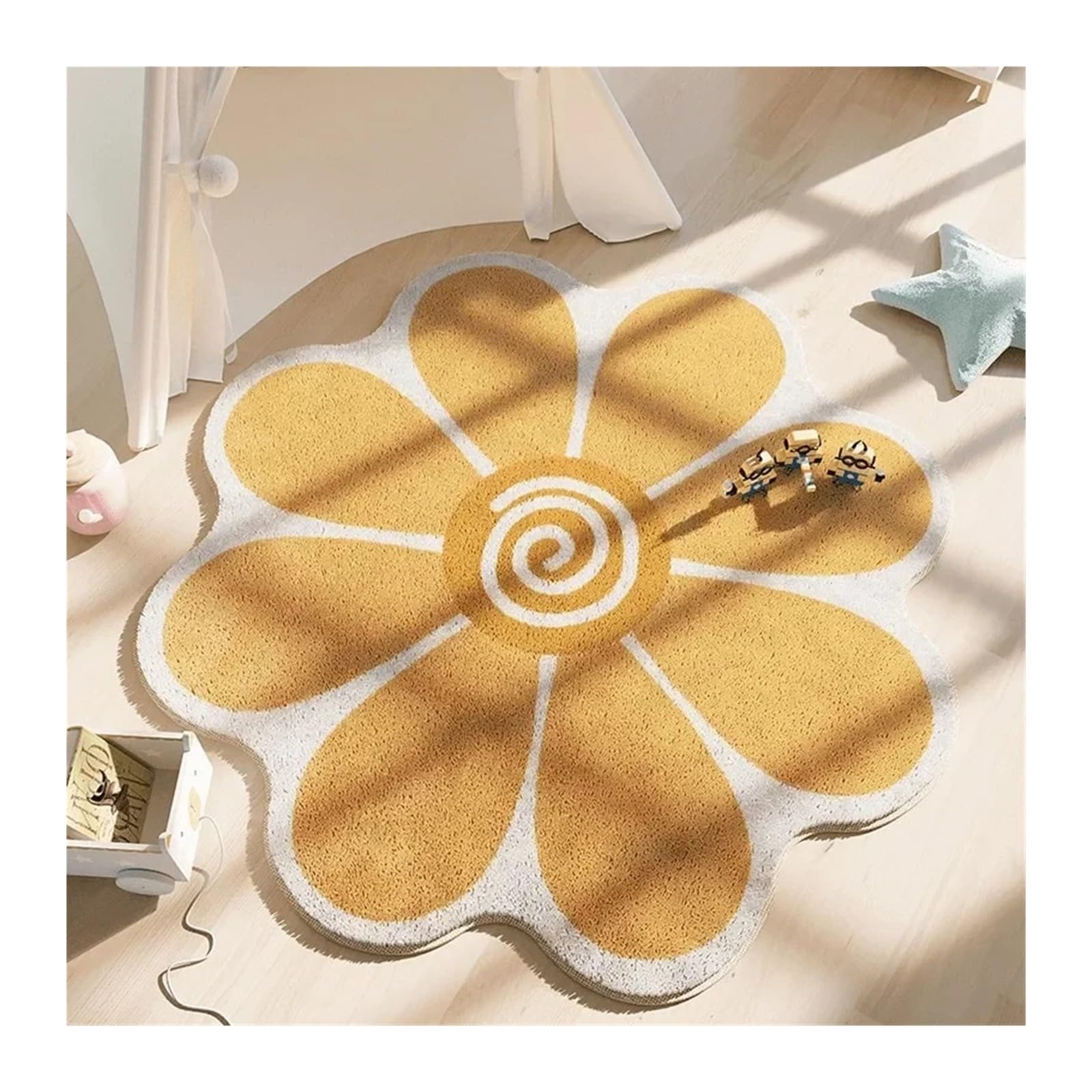 Tapis de forme irrégulière floral pour créer un coin lecture cosy dans la chambre