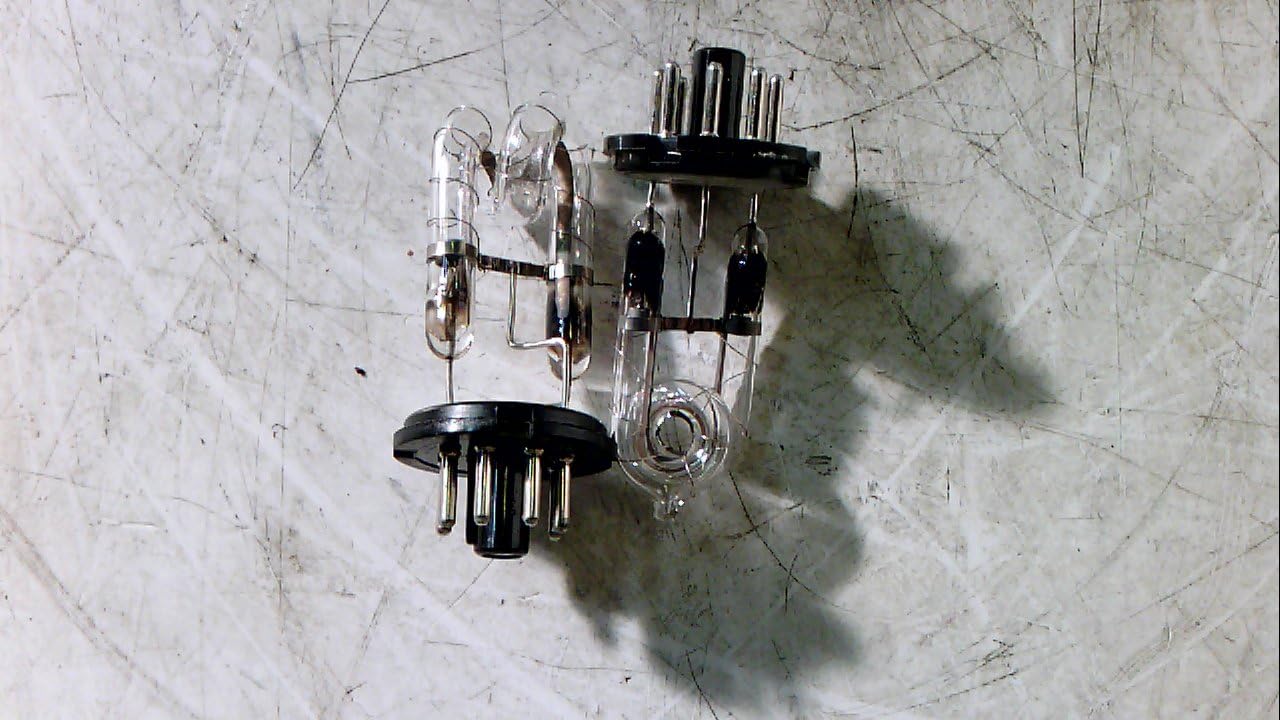 Edwards Signaling 92LST Strobe Tube Incandescent Bulbs