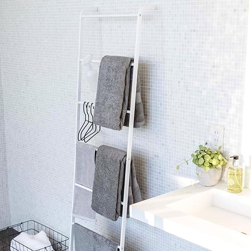 Miniatura 3 de YAMAZAKI Home Plate - Soporte de escalera inclinada para baño, 63 pulgadas, acero