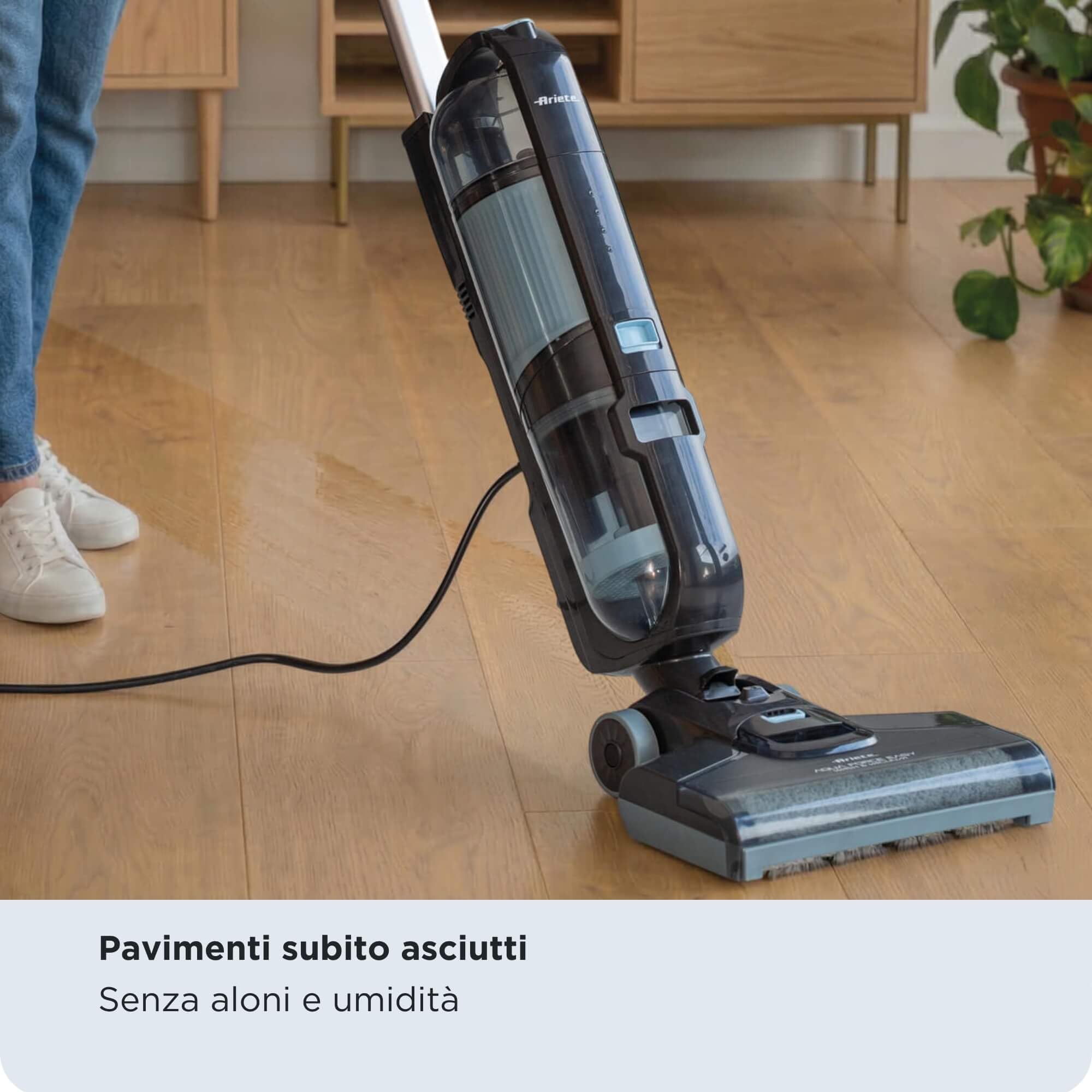 Ariete 2487 Aquaforce Easy Wash&Vacuum, Lavapavimenti con filo, 600W