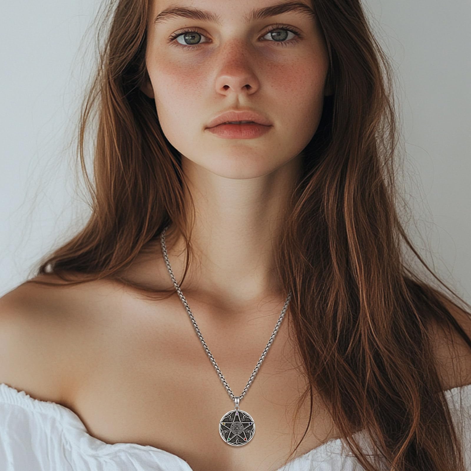 CELESTIA Mondgöttin Hekate Halskette Damen Mondkette Silber 925 Hexe Hexen Schmuck Esoterik Spirituelle Geschenke Frauen