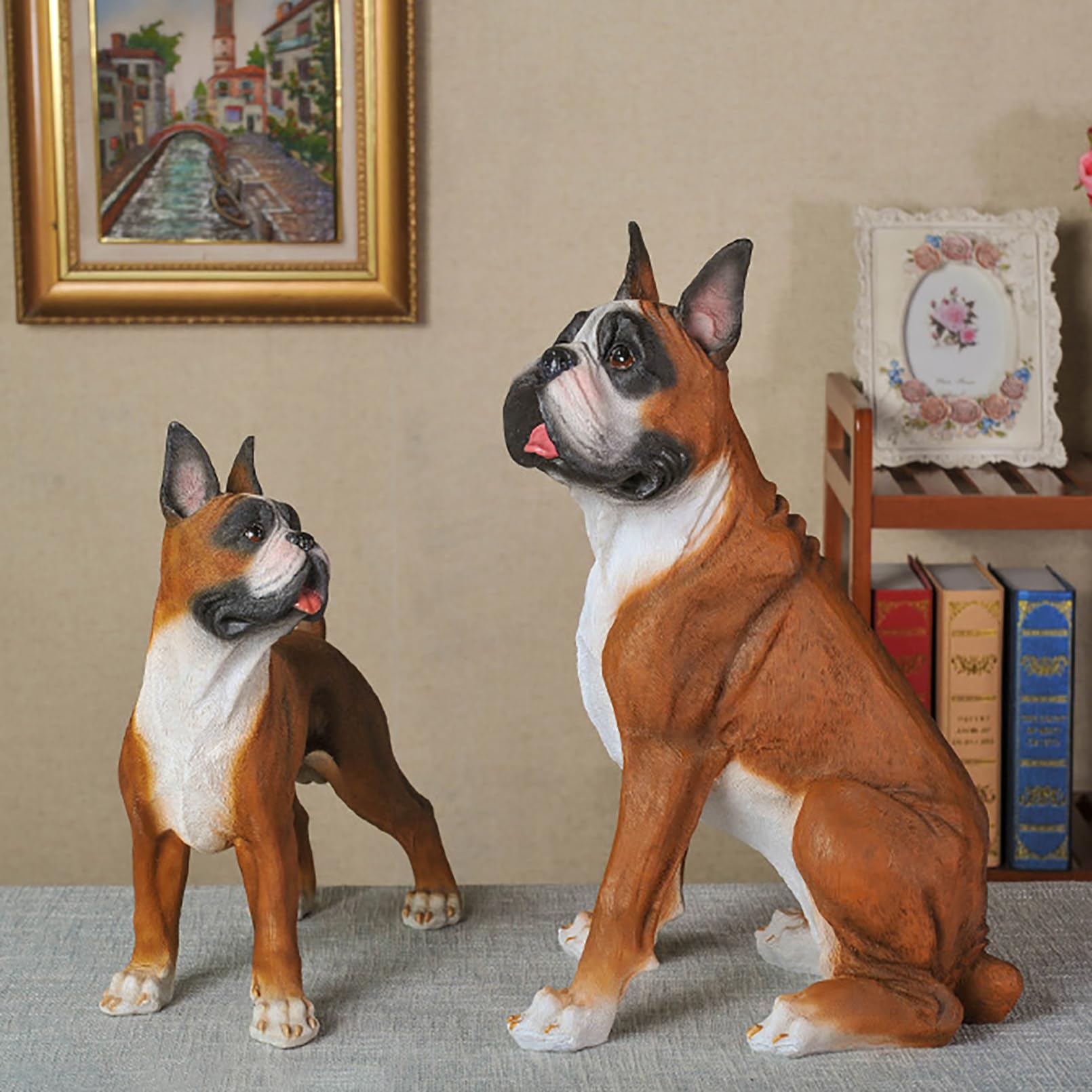 Gartenfiguren für draußen wetterfest Boxer Hund Statue Harz Gartenskulptur Heim Gartendeko für draußen wetterfest,Hoher Simulationsgrad,Geschenke für Gartenliebhaber