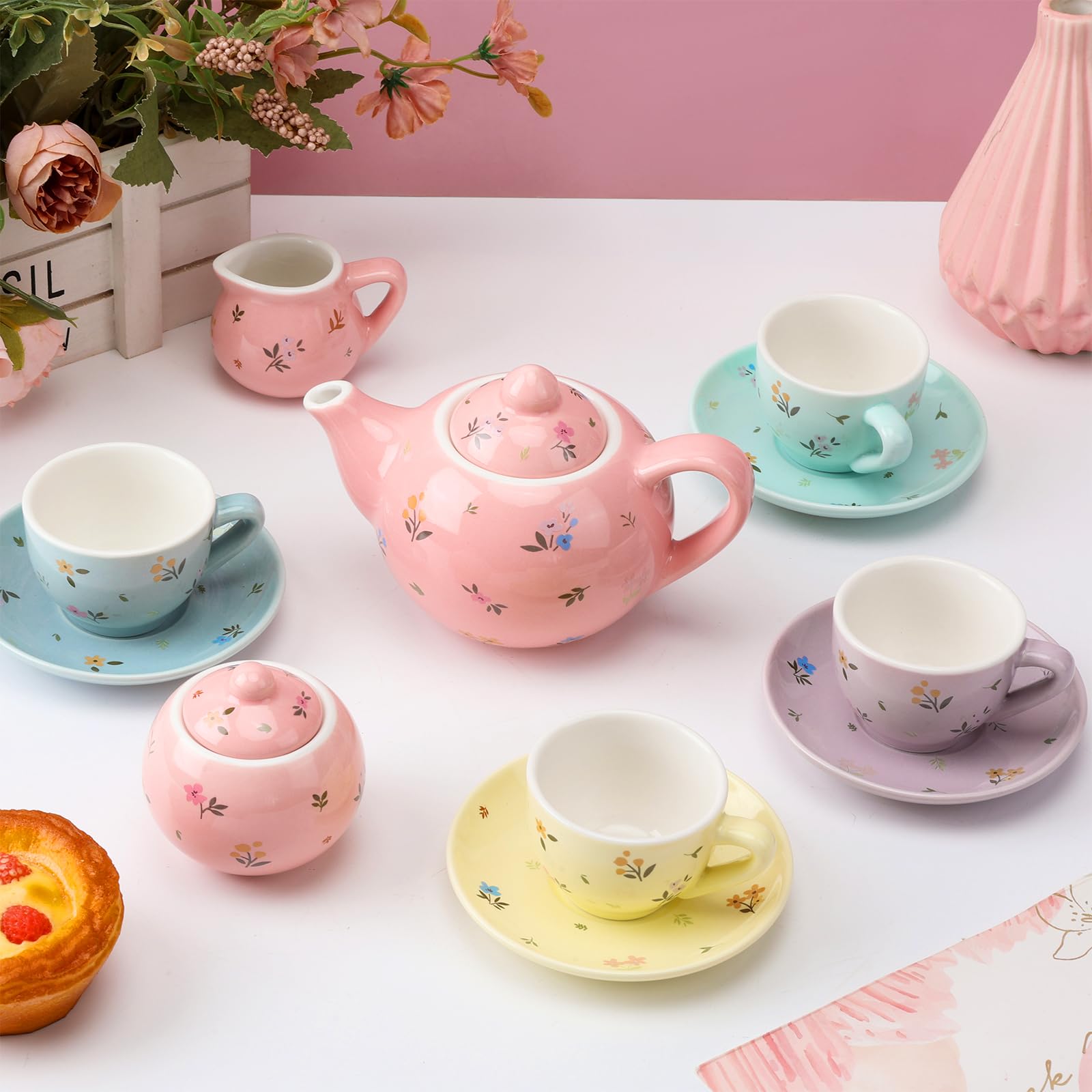 CHENP.HMC Juego de fiesta de té para niñas pequeñas, juegos de 13 piezas para fiesta de té de lata con tazas, platillos, platos y bandejas para servir, regalo de cumpleaños para niñas (HWC)