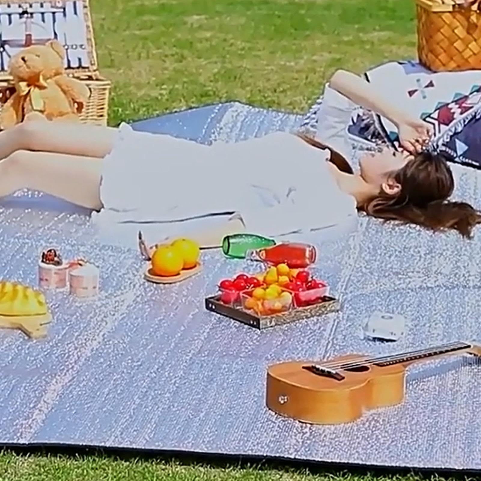 Tappetino Isolante In Alluminio 200x200 Cm – Impermeabile E Antiusura, Per Campeggio, Picnic E Spiaggia
