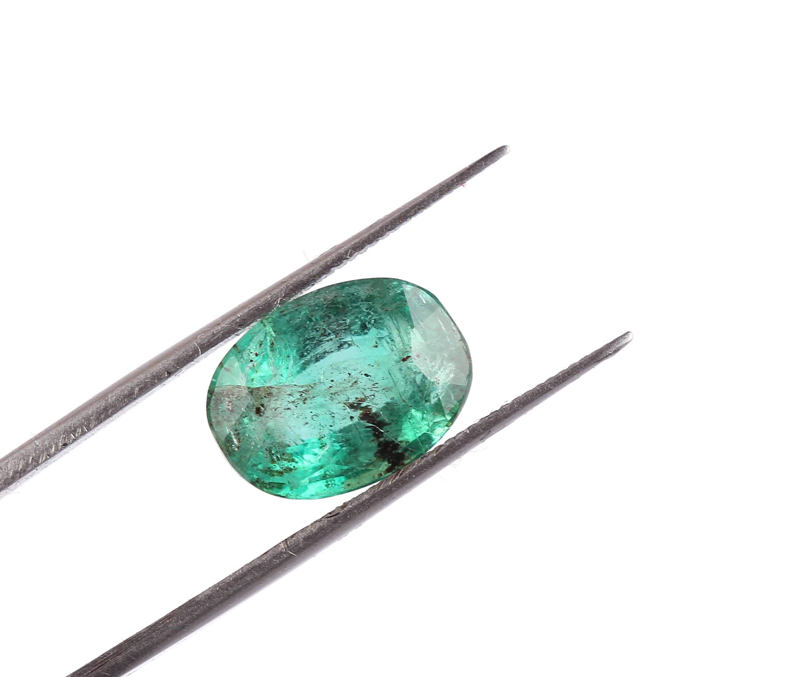 Émeraude Verte Naturelle Certifiée 7,57 Ct - Pierre Taillée En Brillant, 13,88 X 10,43 Mm, Transparente, D'Inde
