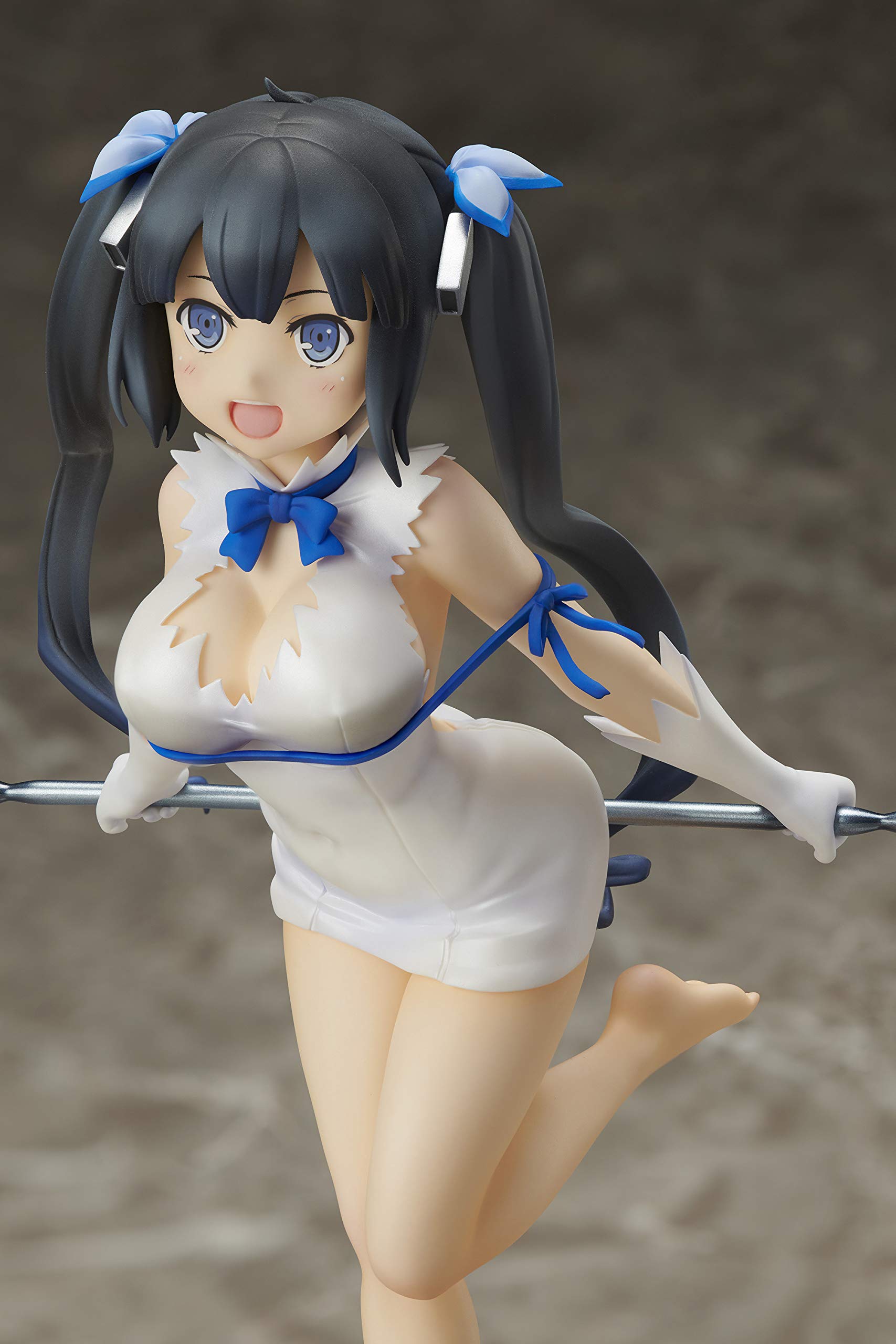 Amazon.com: is It Wrong to Try to Pick Up Girls in a Dungeon 
