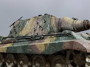 １／35ドイツ軍ヤクトパンサー駆逐戦車プラモデル完成品 1/35 ドイツ駆逐戦車 ヤークトパンサー （後期型）: スケール