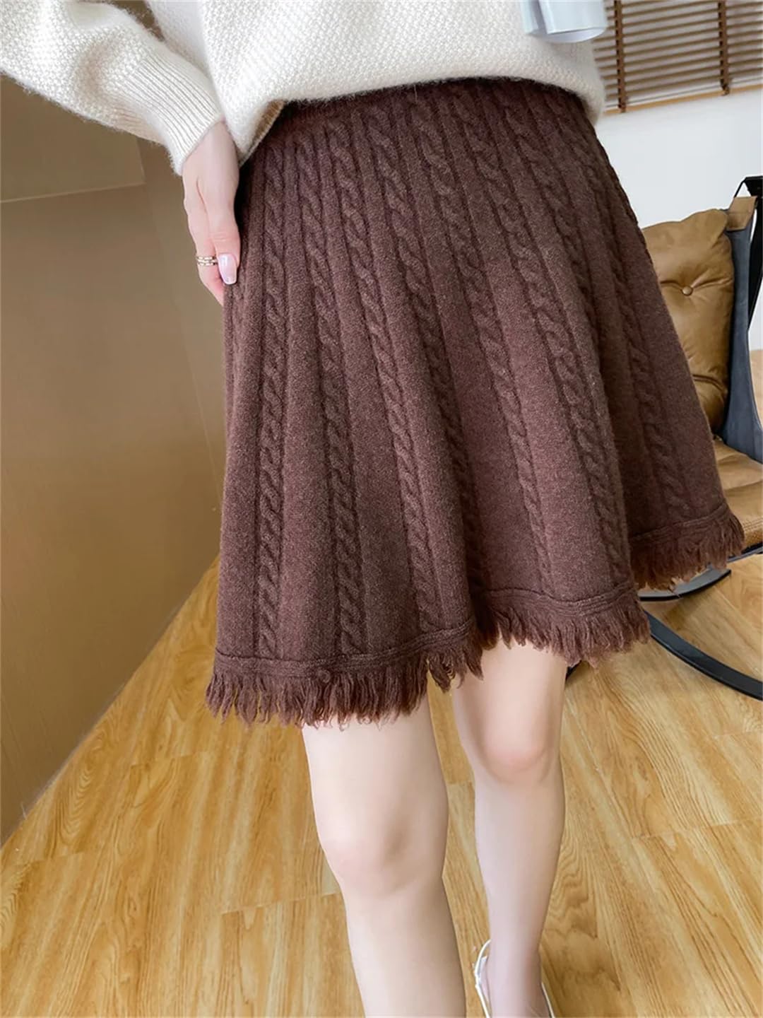 Lmtossey Gonna corta da donna in lana lavorata a maglia, con nappe intrecciate