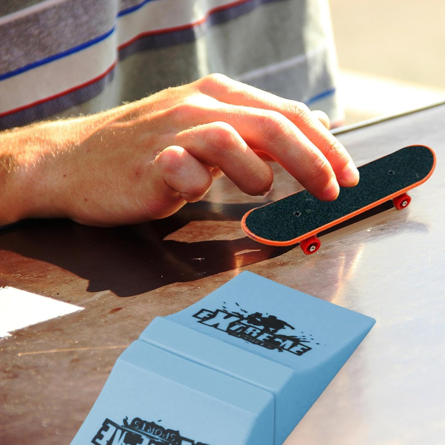 Finger Skateboard for Kids - Professional Fingerboard with Extra Deck, Cool Random Patterns for Skateboards Training & Stunt Practice, Portable Mini Skateboard Toy for Party Favors &