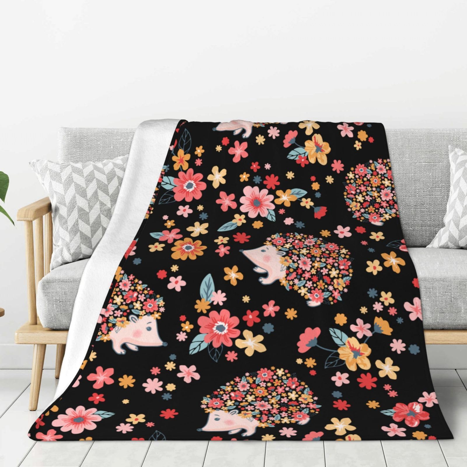 Pink Mushroom Three Hedgehogs Pattern Print Throw Blanket