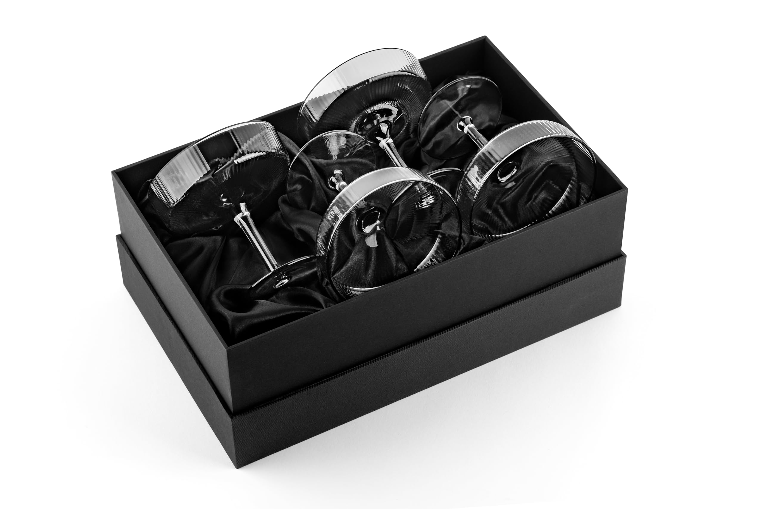 GLASSIQUE CADEAU Vintage Art Deco Schwarze Gerippte Coupe Gläser | 4er Set | 200 ml Rauchige Cocktailgläser für Champagner, Espresso Martini, Daiquiri | Kristall Rauchgrau Champagnerschalen