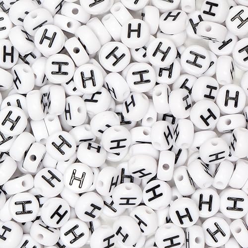 GRTBIZI 100 cuentas redondas de letras acrílicas de 0.157 x 0.276 pulgadas, cuentas blancas de la letra H para pulseras, collares, fabricación de