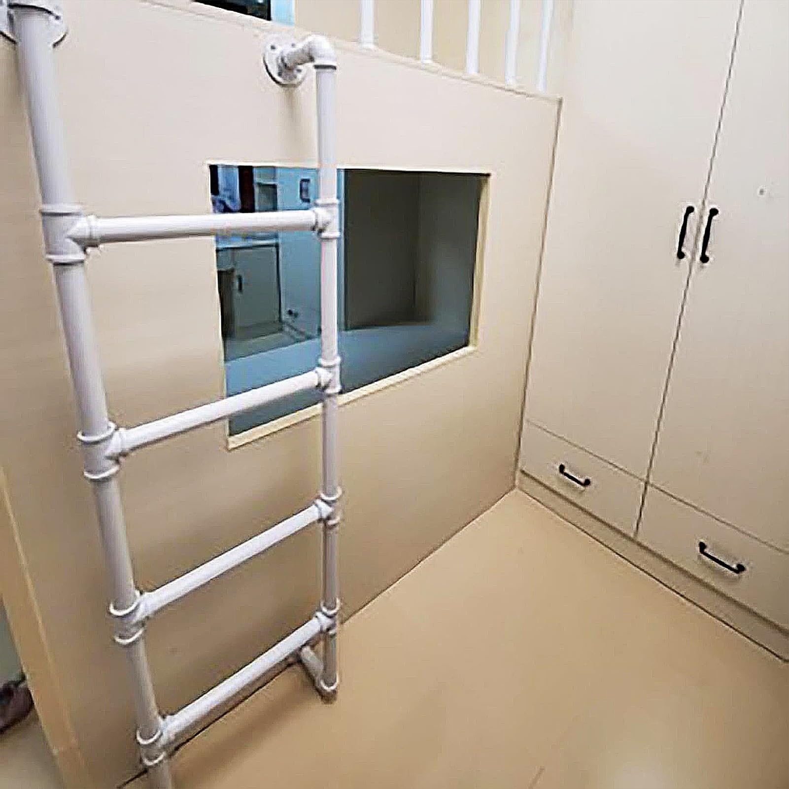 Window Well Ladder, Industrial Iron Pipe Bunk Bed Ladder, White Wall Mounted Metal Step for Loft Attic Library RV