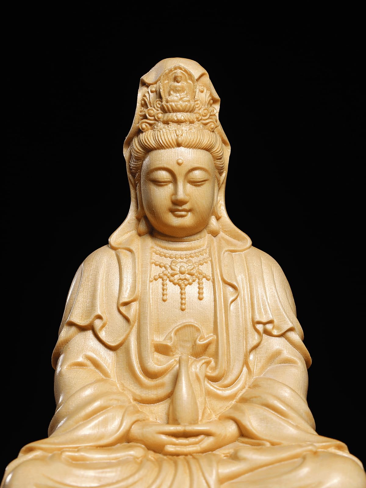 【仏像】観世音菩薩＿木彫り(2,382g) Amazon｜木彫り観世音菩薩 観音像彫刻 19cm 観音仏像 仏壇 観音様