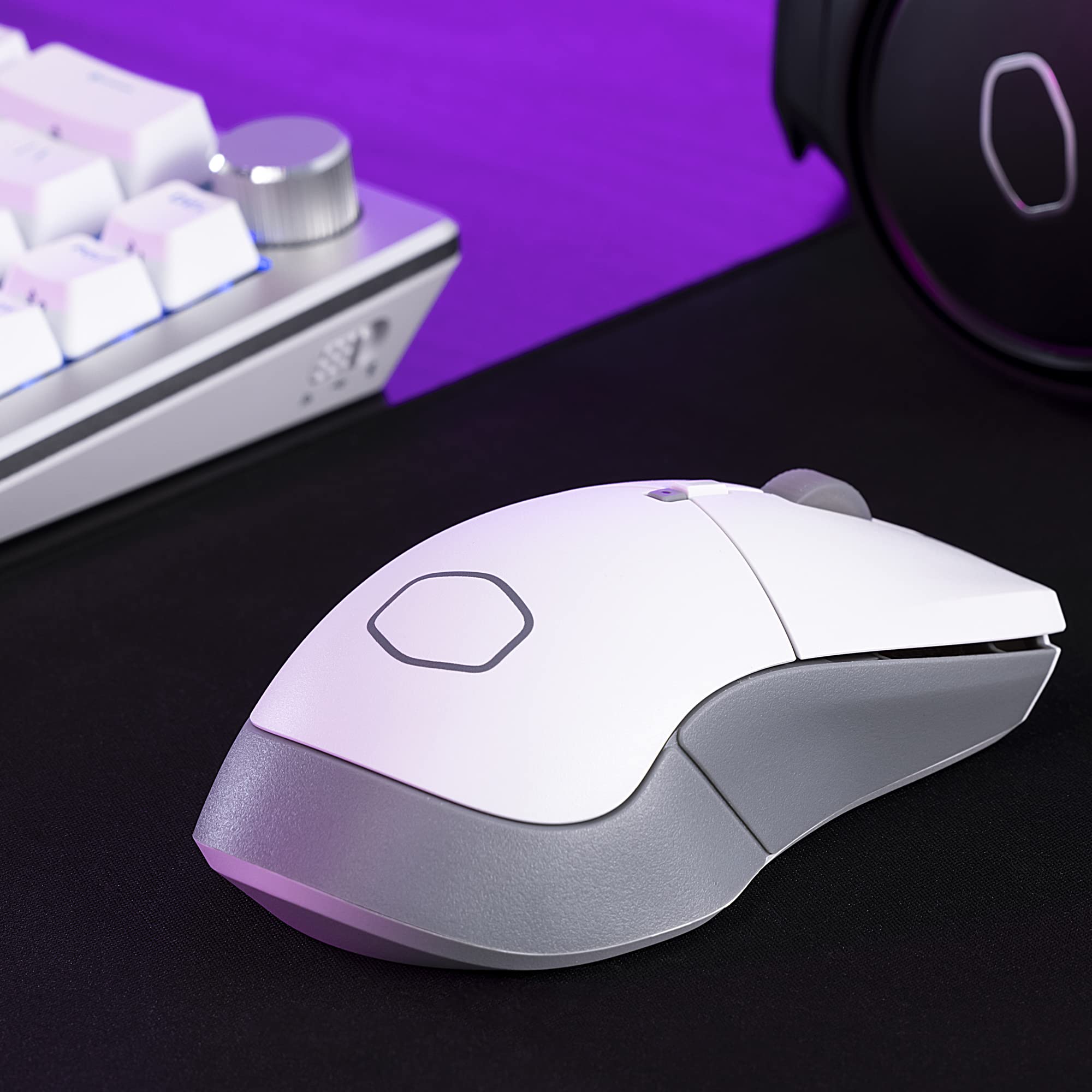 Cooler Master MM311 Ratón Gaming Inalámbrico Ligero 77g – Sensor Óptico PMW3325 10000 DPI, 5 Botones Programables, Patas de PTFE de Deslizamiento Suave, MasterPlus+ (solo PC), Forma Simétrica - Blanco