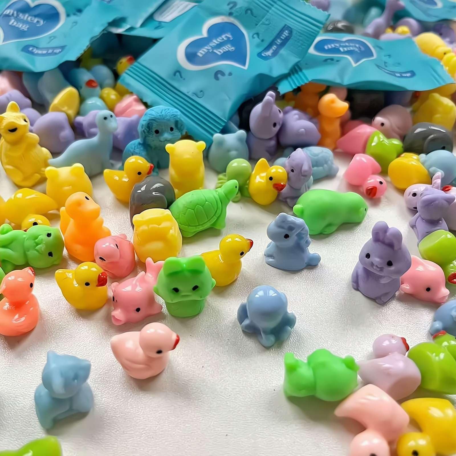50Pcs Mini Glow in The Dark Animal Resin Models,Mystery Resin Animals Blind Bag,Mystery Bag Mini Resi-n Animals,Hide Small Luminous Figures DIY Fairy Garden House Micro Landscape Aquarium Decor — view 11