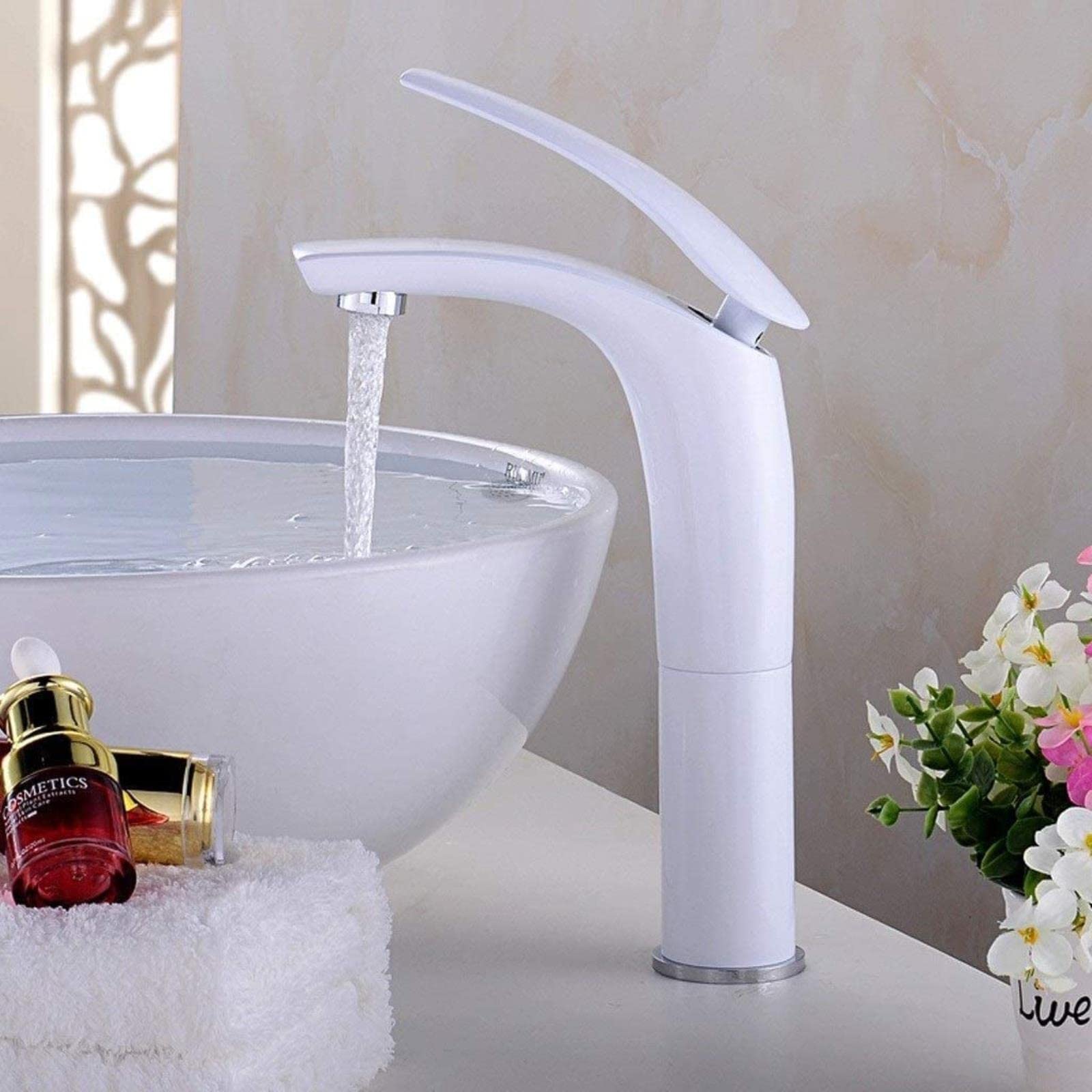 Robinet en cuivre pour lavabo résistant au calcaire et fuites d'eau