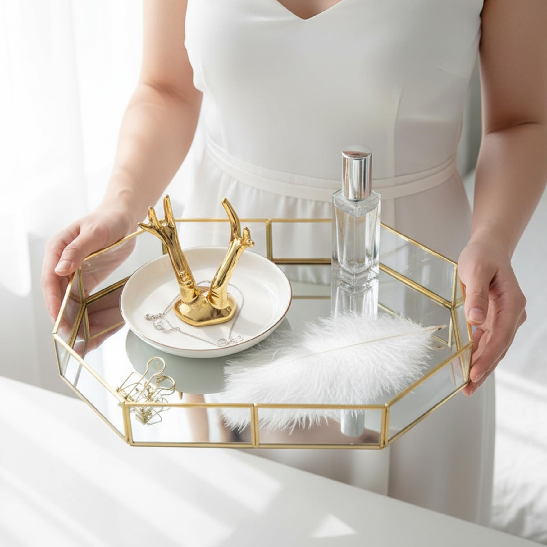 Bandeja geométrica con Espejo, bandejas de Perfume de 12, 4 Pulgadas con Marco Dorado para Almacenamiento de Joyas, Bandeja Decorativa Dorada para baño y Dormitorio.