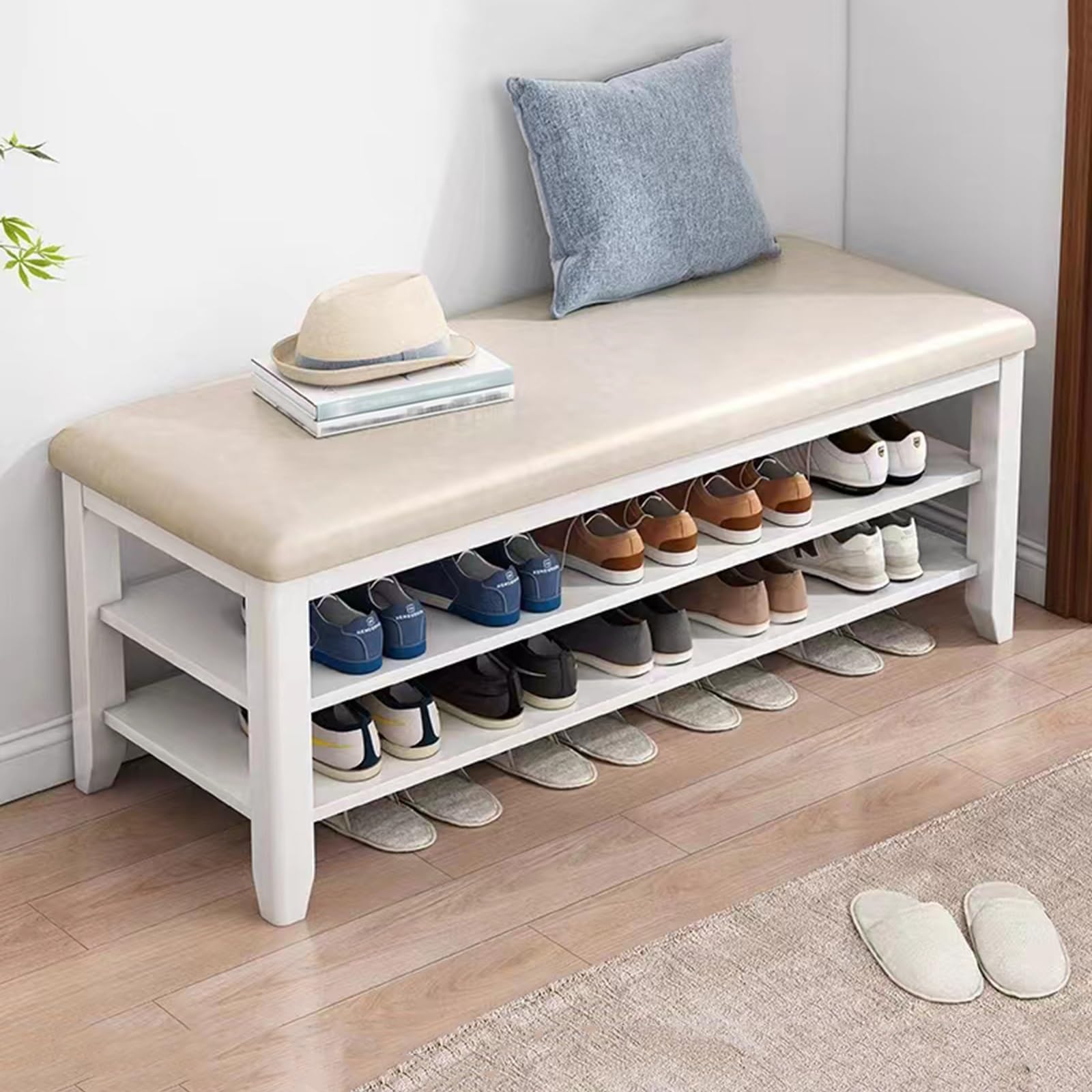 Banc à chaussures en bois massif pour un couloir et salon toujours bien rangé