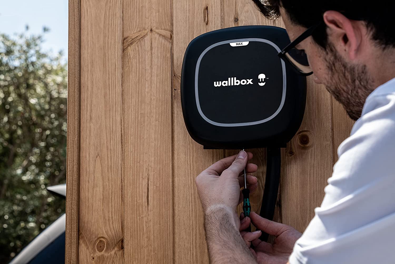 Wallbox Pulsar Max 7.4kW - Caricatore Auto Elettrica fino a 32A - Cavo 5 Metri - Ricarica Veicoli Elettrici Connettore Tipo 2 - Caricabatterie EV/PHEV - Smartapp WiFi e Bluetooth - Uso Interno/Esterno