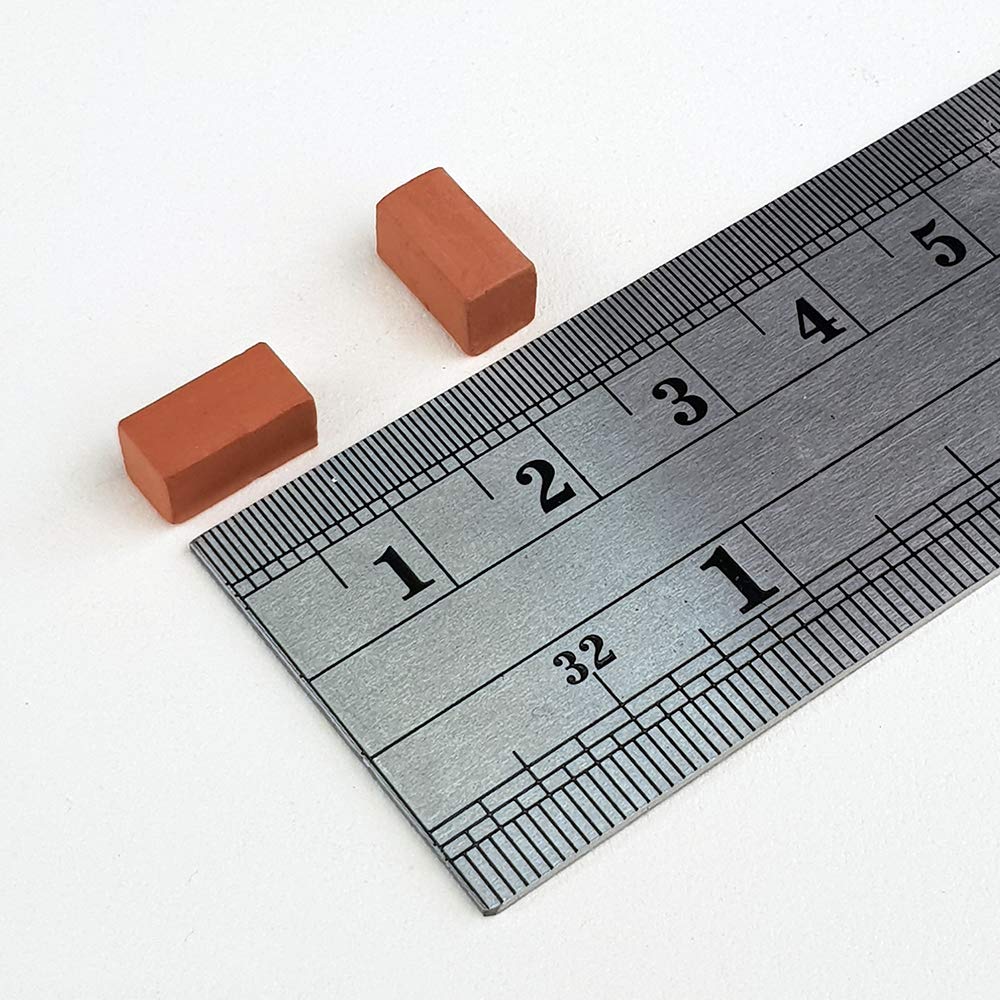 Pietra in miniatura. Pietra rossa a sezione quadrata 10 mm. (600u.)