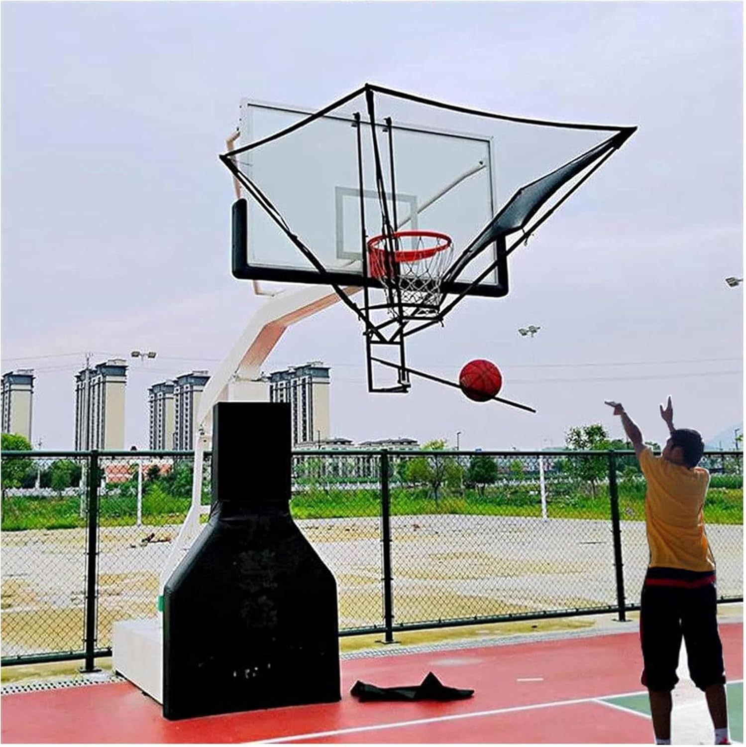 Automatic Basketball Return System, Foldable Outdoor Hoop with Storage Bag, Easy Setup for Backyard Practice, Efficient Ball Return Machine for Players