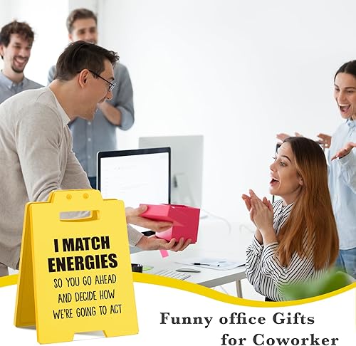 Miniatura 7 de I Match Energies - Divertido letrero de decoración de escritorio - Regalos de oficina humorísticos para compañeros de trabajo, jefes, personal,