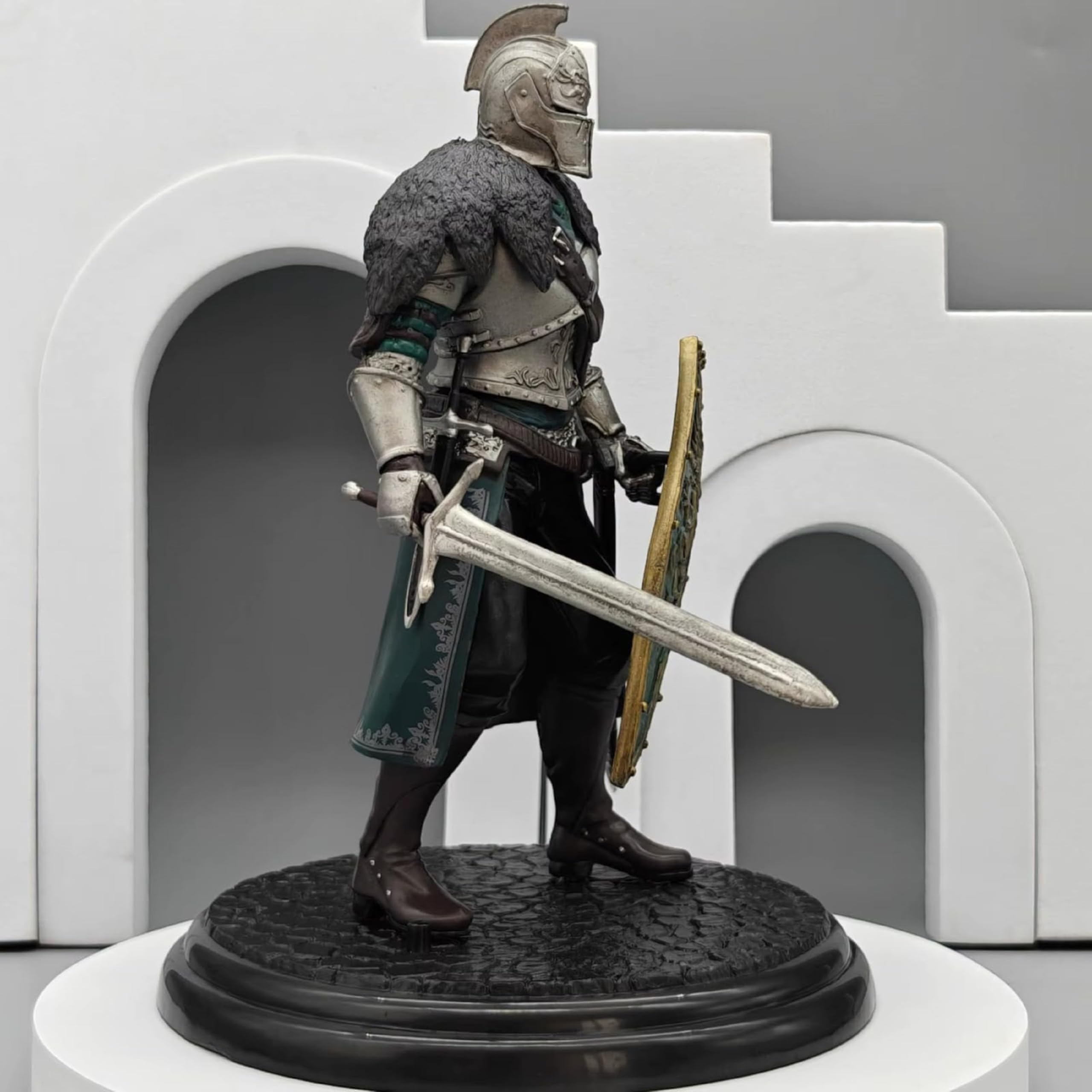 Medieval Silver Knight Warrior Statue, 19cm Armor Knight Figurine with Sword & Crest Shield, Battle-Ready Pose, for Home, Desk & Shelf Decor-image-41