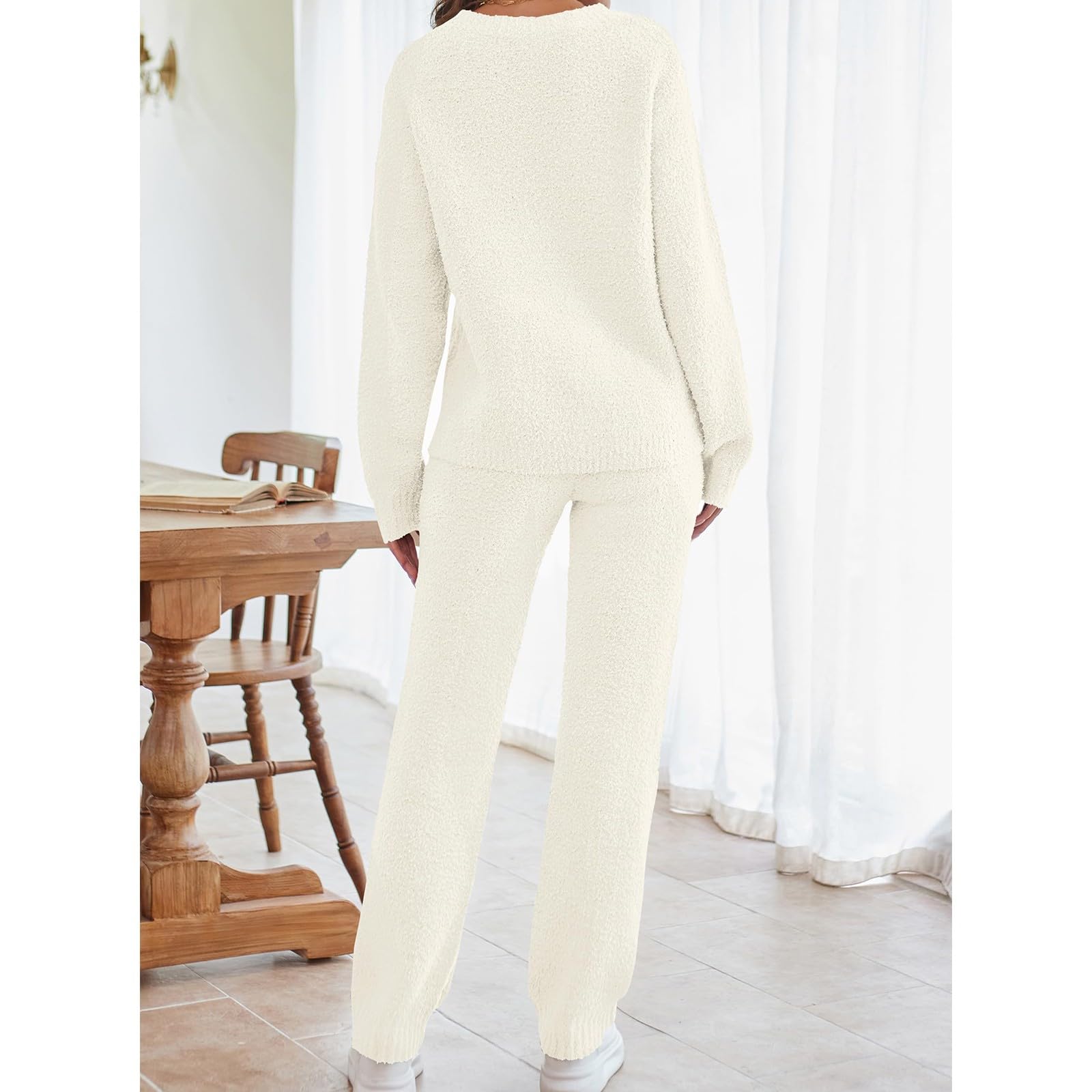 Conjunto completo de 2 piezas de forro polar mullido de manga larga para mujer, conjunto completo de suéter de felpa de pierna ancha, pantalones rectos, conjuntos de pijama de otoño e invierno, Reino