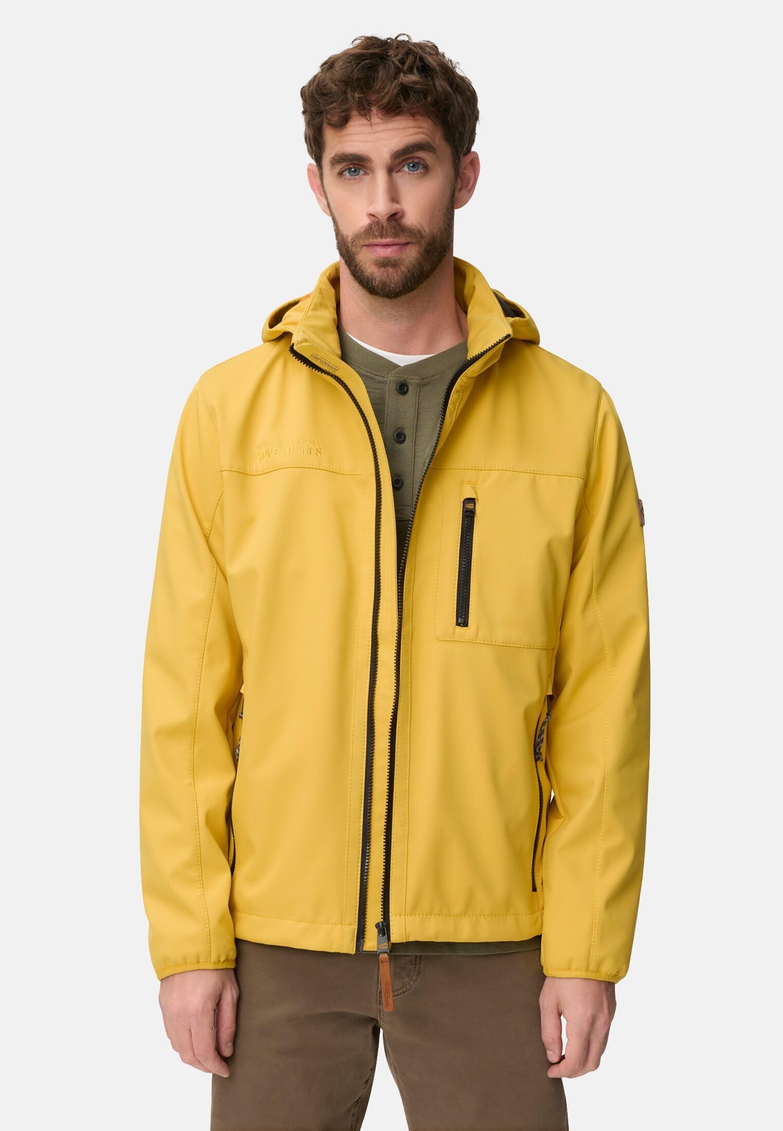 camel active Herren Softshelljacke mit Kapuze | Softshelljacke mit abnehmbarer Kapuze | wasserabweisend und winddicht