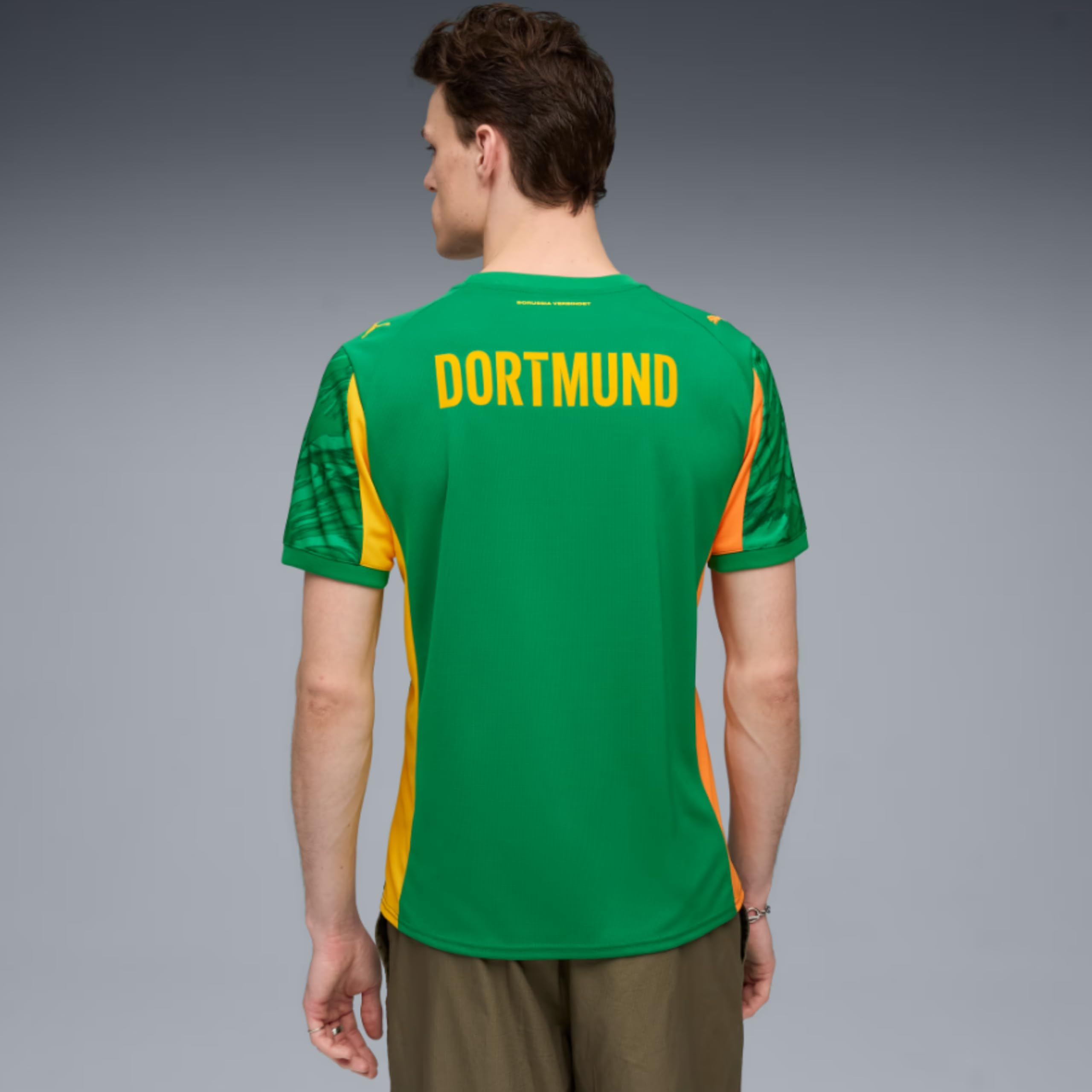 PUMA Original BVB Trikot Herren [Torwart 25/26] Offizielles Borussia Dortmund Trikot [Spieler oder Personalisiert] Fussball Sportbekleidung Sport Tshirts Herren Fußball Shirt Männer
