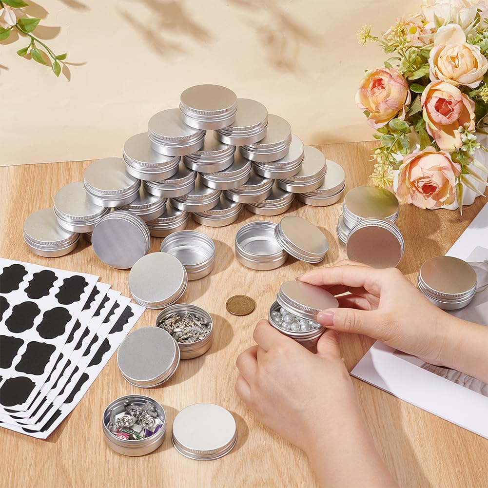 99 boîte de Conserve Ronde Contenants en Aluminium de 30 ML avec Couvercle à Vis Petites Boîtes avec 5 étiquettes en Papier Contenants Cosmétiques de Voyage pour Baumes (Argenté)