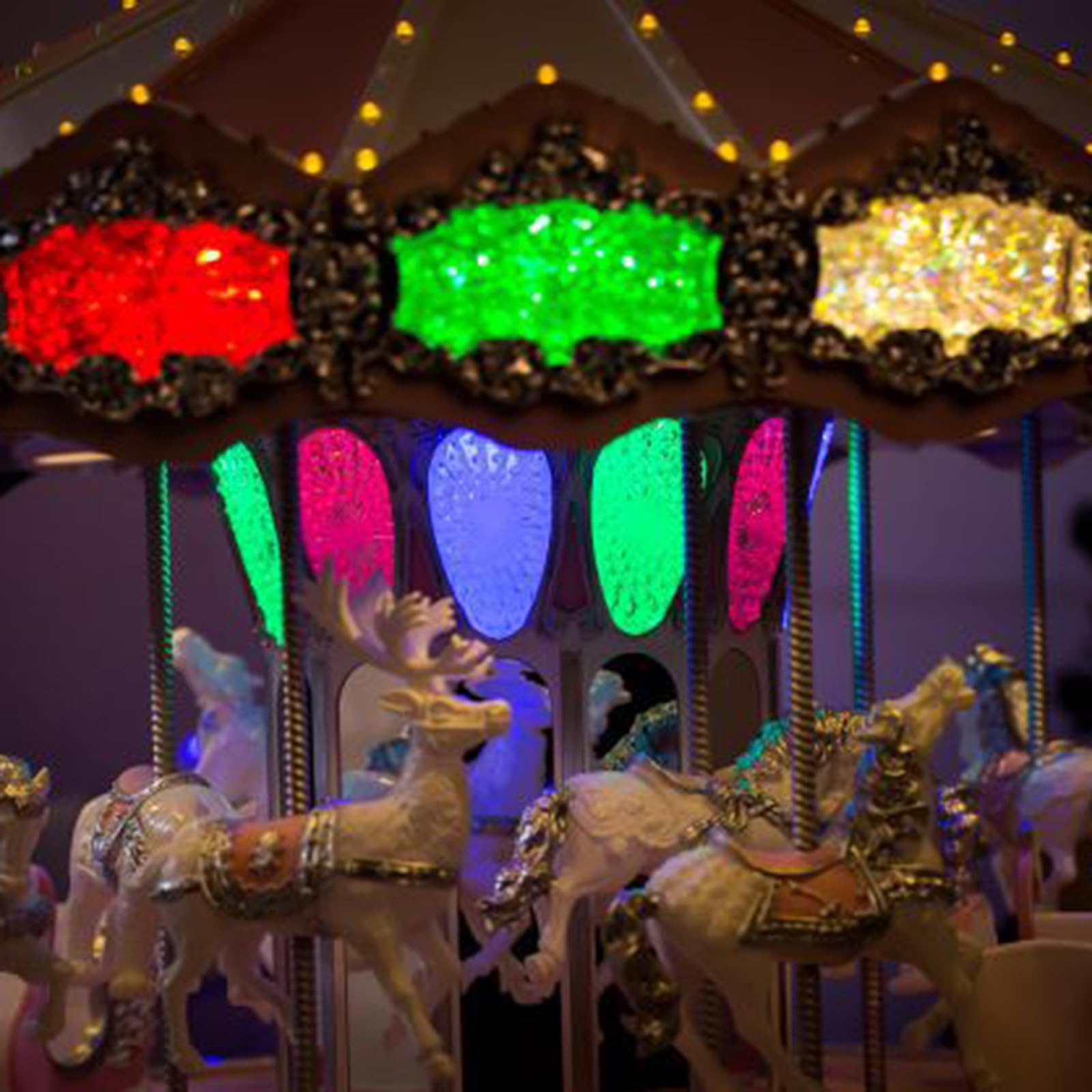 Carrusel De Papá Noel Merry Go Round, Mini Carrusel Eléctrico con Bluetooth, Decoraciones Navideñas Animadas, con Música Y Luces LED, para Regalo Navideño, Decoración del Hogar