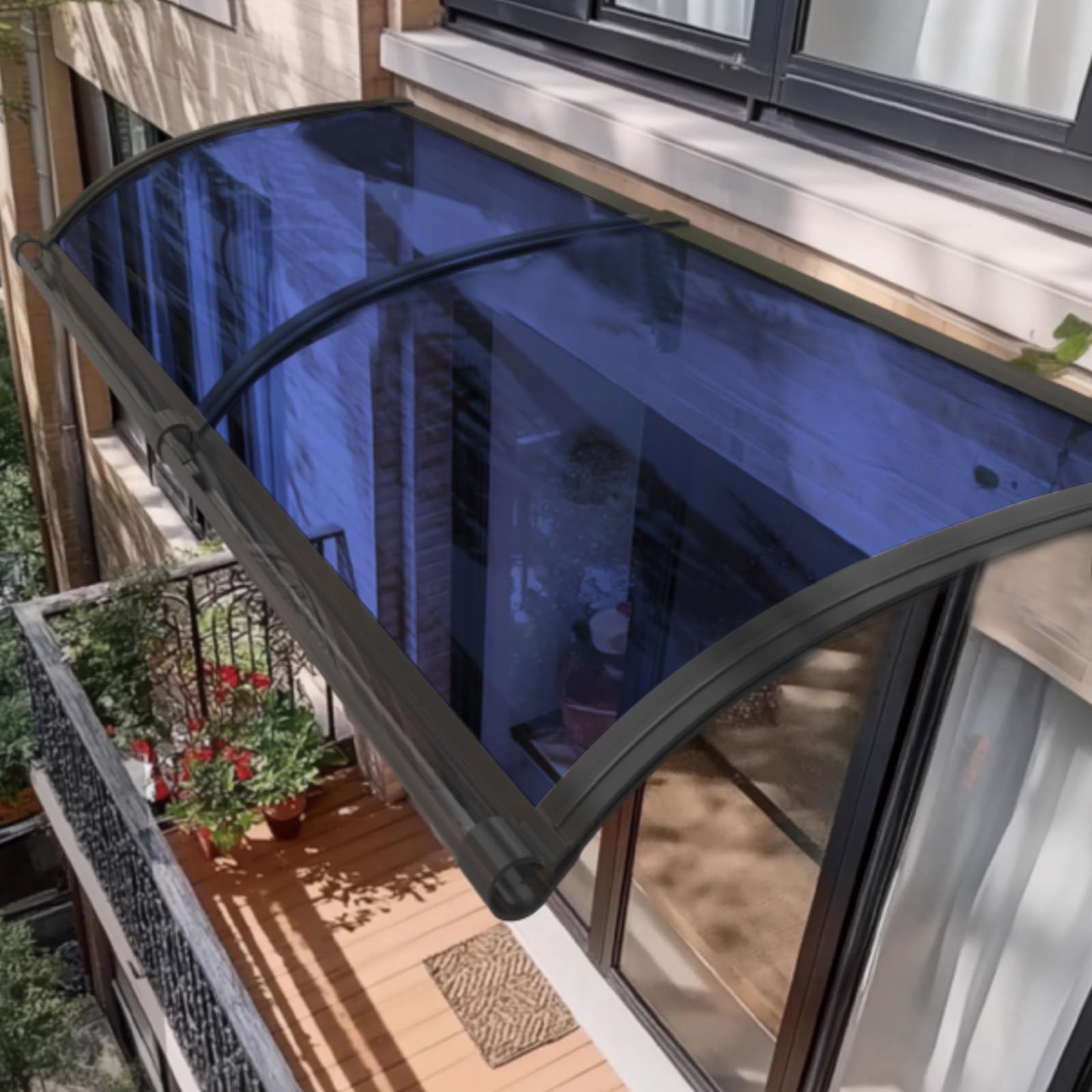 Auvent de porte en polycarbonate noir, protection UV et isolation thermique efficace