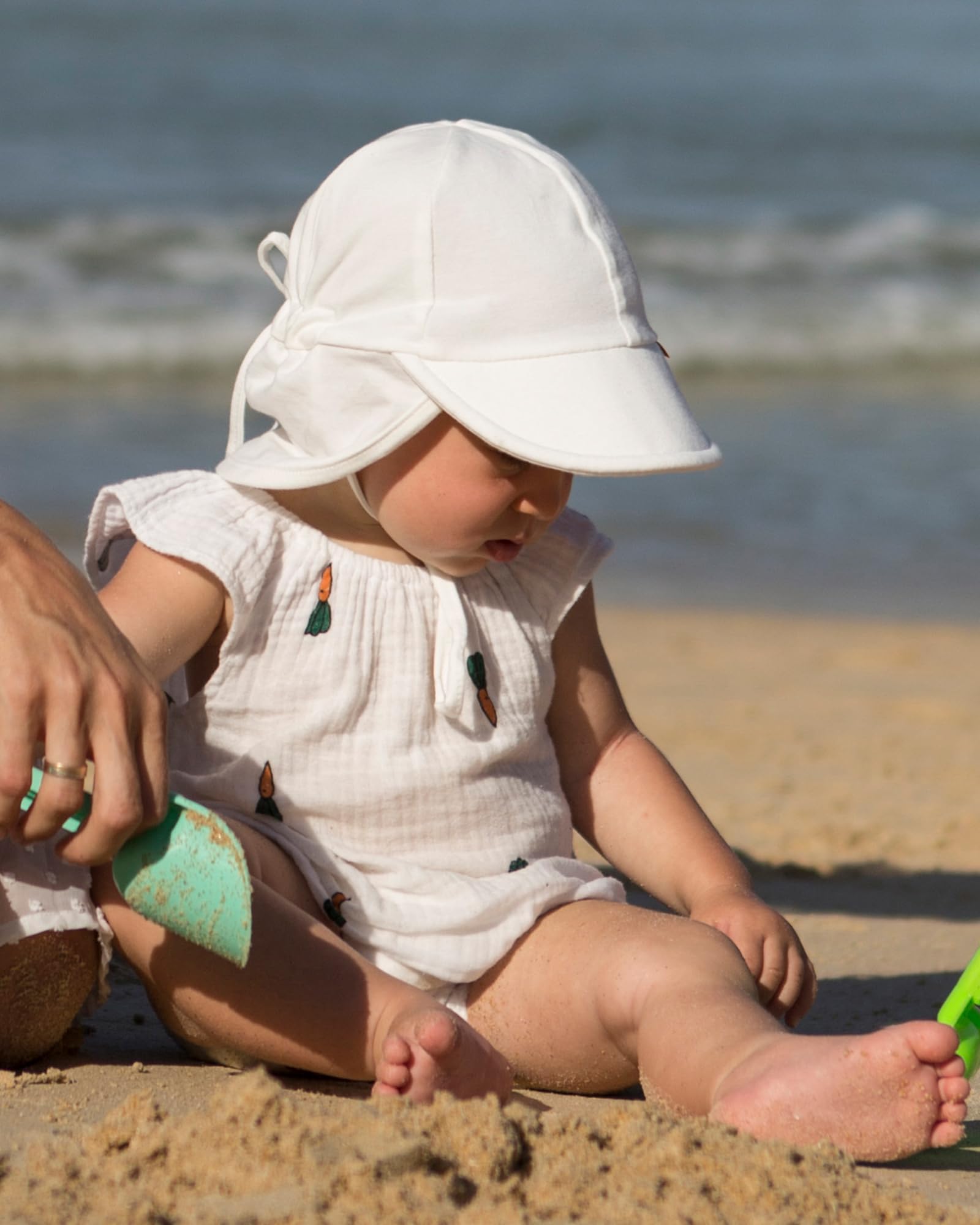 FURTALK Cappello da Sole per Bambini UPF 50+ Protezione UV per Ragazze e Ragazzi Cappello Estivo da Spiaggia con mentoniera Regolabile e Alette per Il Collo