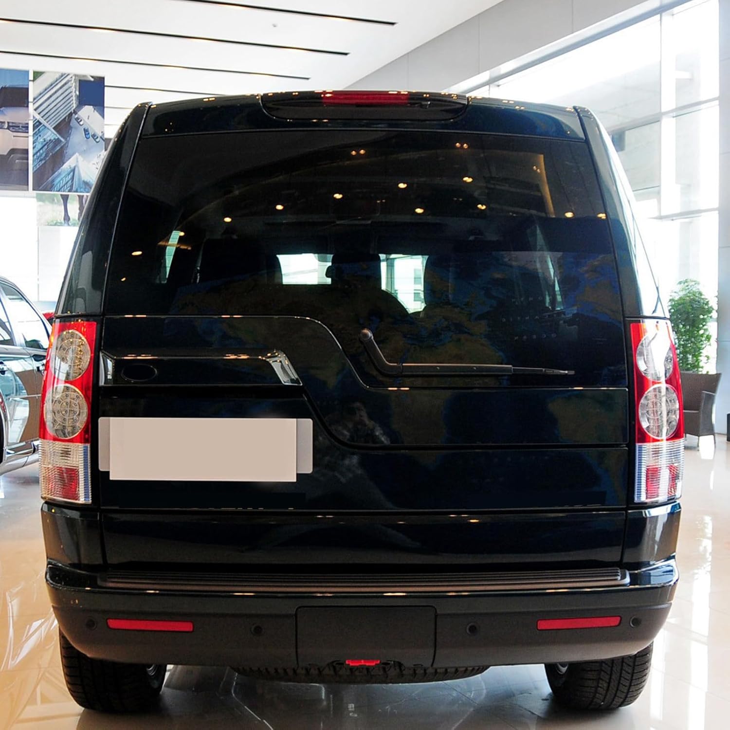 For Land Rover LR3 LR4 Car Tow Hook Eye Cover Rear Bumper Towing Cap W/Clips 2016-2018