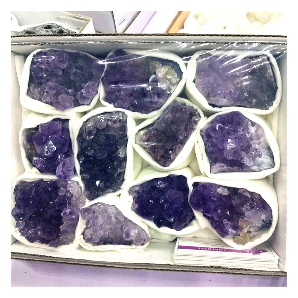 Caja de especímenes minerales de amatista ideal para regalar a coleccionistas