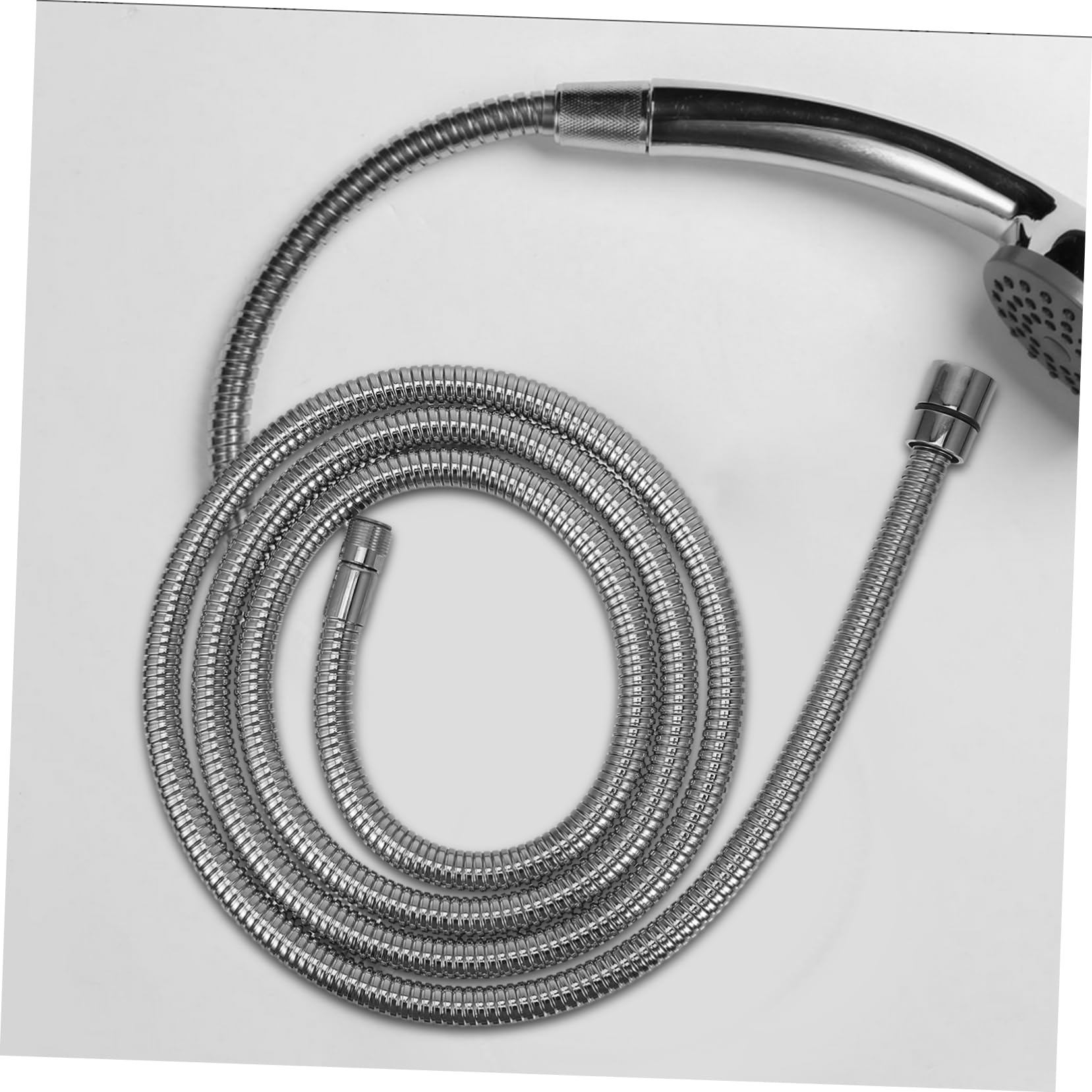 Manguera de ducha extensible de acero inoxidable de 2 m, tubo rociador de alta presión resistente a torceduras con almohadilla de cuero para una fácil instalación y un rendimiento mejorado