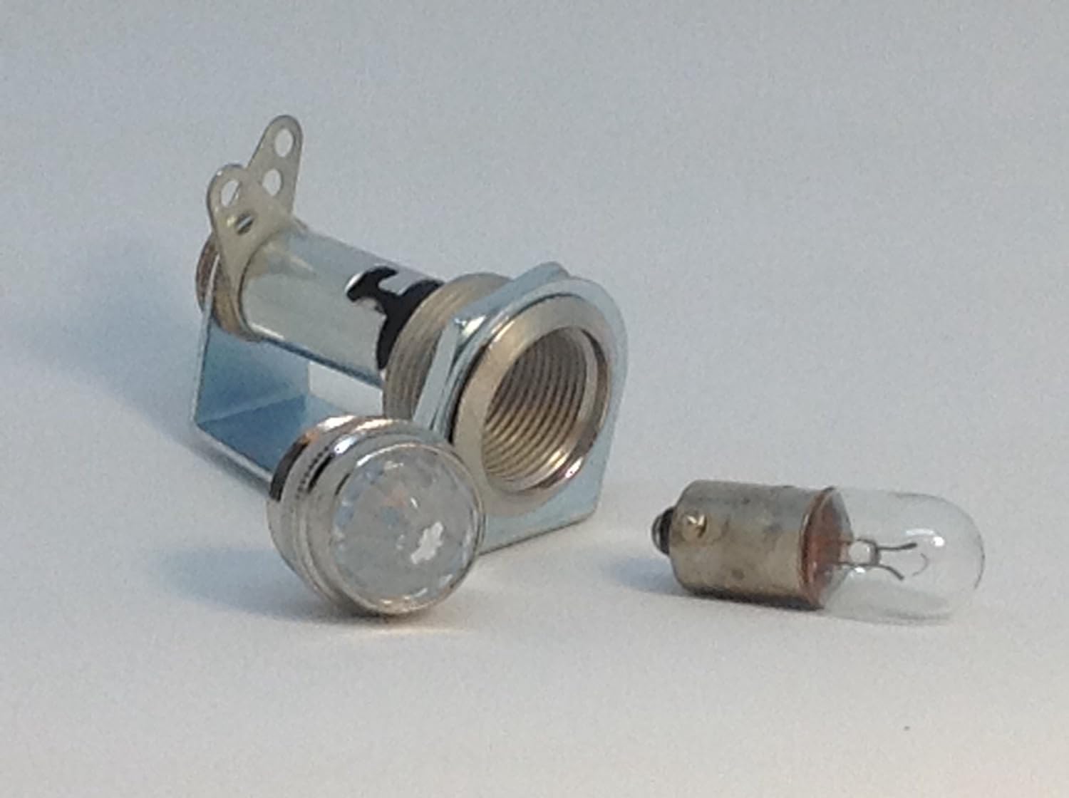 1 x Axegrinderz Tube Amp Pilot Light Clear Lamp Assembly with Clear Jewel and Incandescent Number 47 Bulb Made in USA