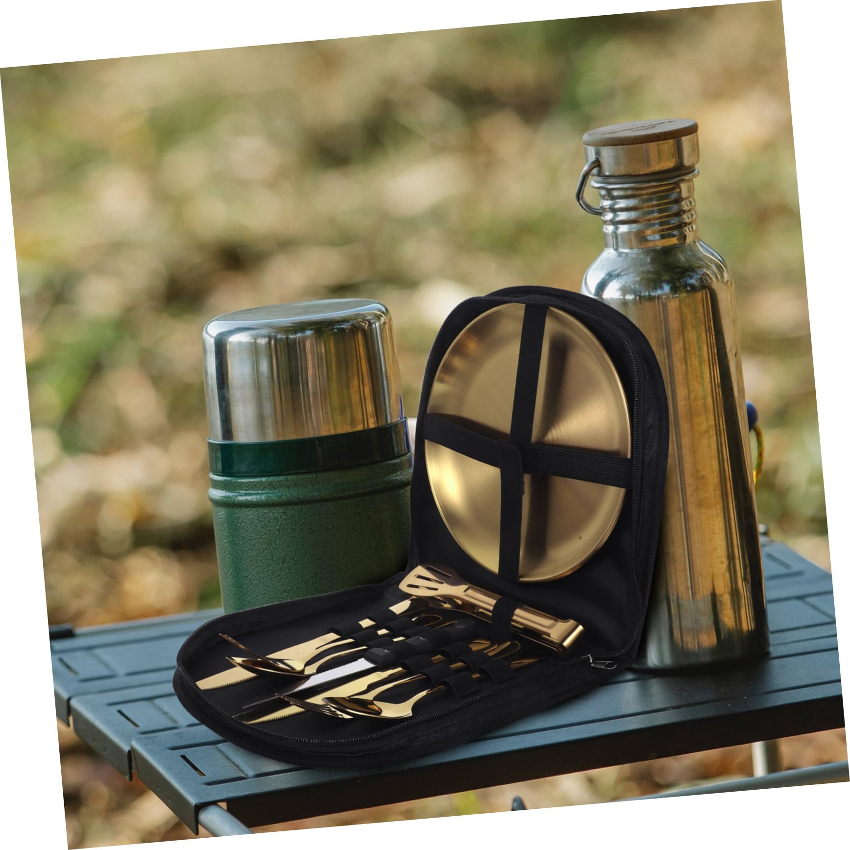 VILLCASE Teiliges Edelstahl Camping Besteckset für Outdoor Inklusive Messer Gabel Löffel Wiederverwendbar Tragbar mit Aufbewahrungstasche für Camping Picknick und Reisen Goldfarben
