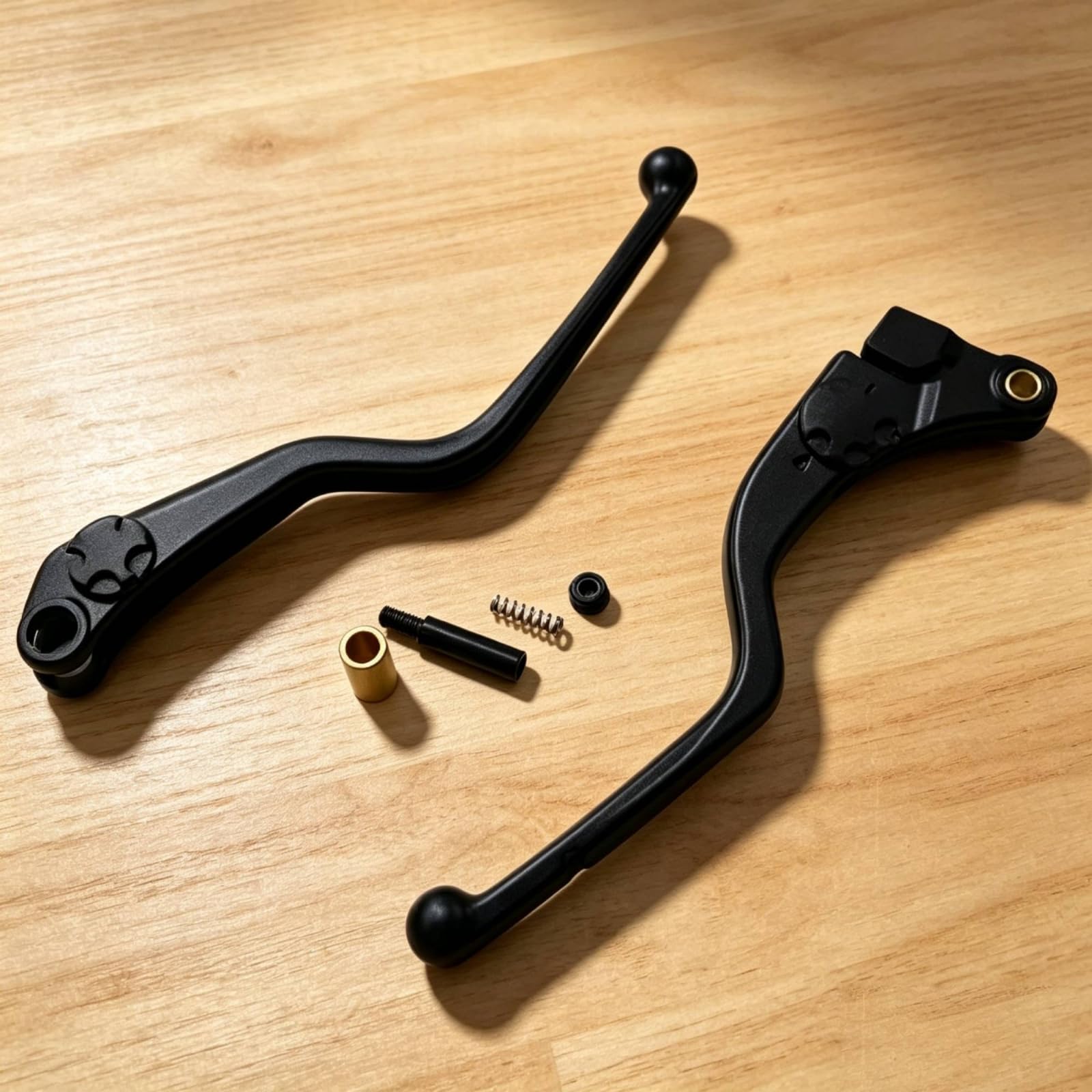 Milageto Leva Freno Leve Frizione Comandi Manubrio Set Ricambio Completo Presa Sicura Finitura Opaca Materiale Anti Usura Adatta per Modello 975 Officina Fai da Te Sostituzione Rapida Guida Turistica