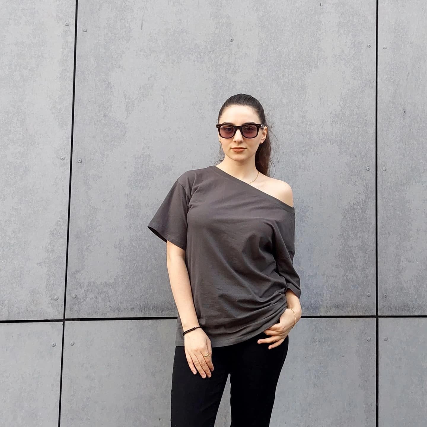 Dressmine Off The Shoulder Tops for Women Short Sleeve Shirt Trendy Oversized Tee Top Loose Summer Blouse Tunic - Image 2