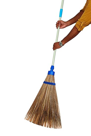 SIMBA Coconut Palm Garden Broom (Medium)