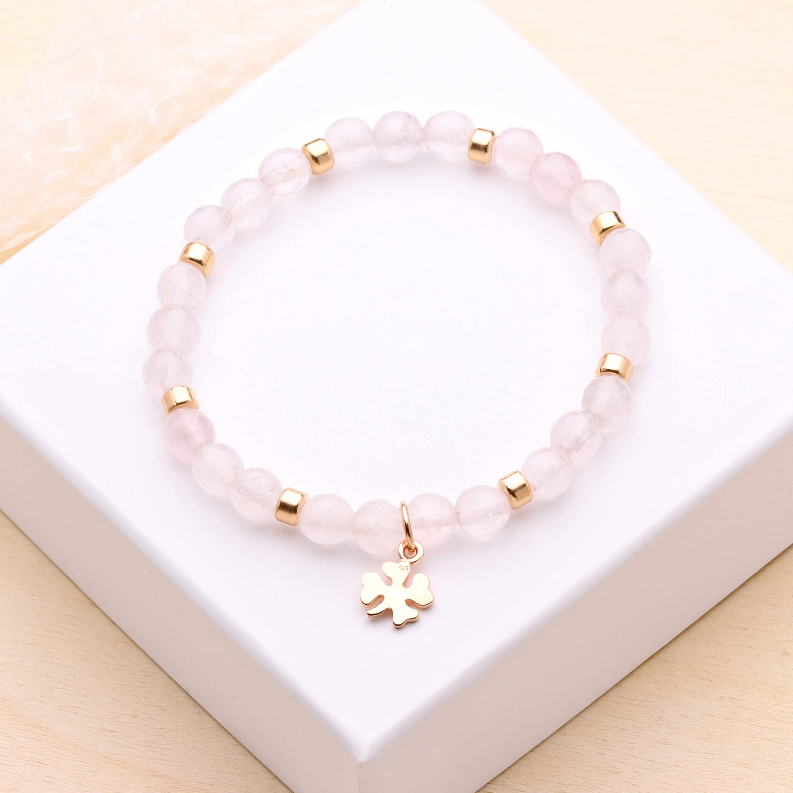 KARYSMA Glücksarmband Damen aus echtem Rosenquarz mit Kleeblatt, Glücksbringer-Geschenk, Talisman, Silber, Gold- oder Rosègold plattiert (Rosenquarz)