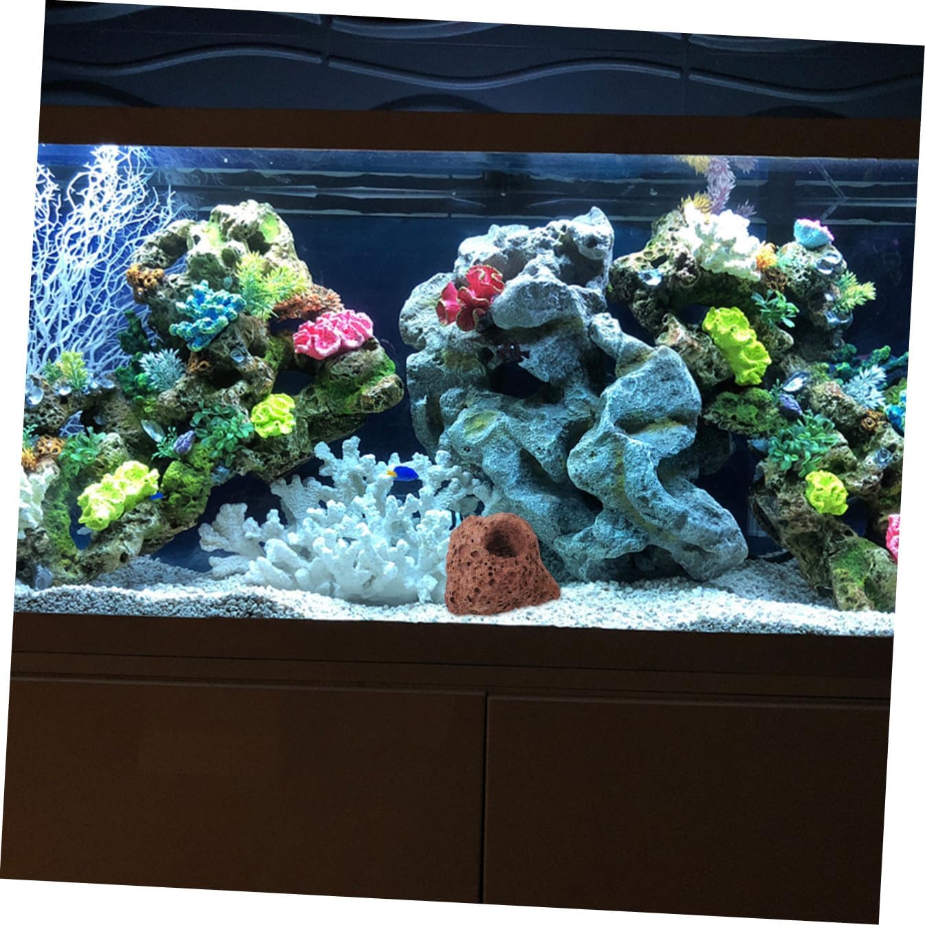 BESPORTBLE 10pcs Volcanic Rock Aquarium Habitat Fish Tank Shelter Plant Holder 5-6cm Natural Lava Stone Decorative Rocks for Freshwater Aquascaping