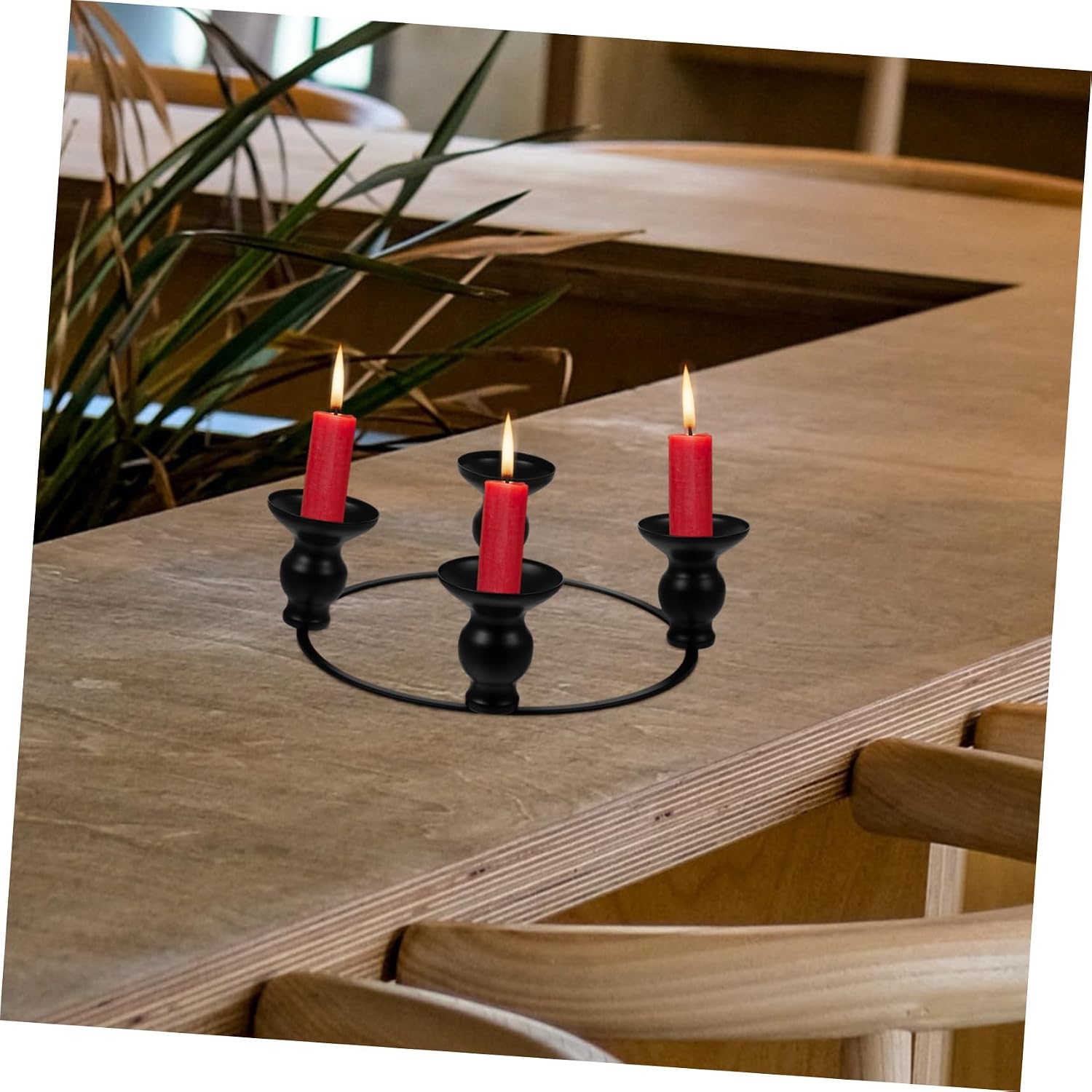 Christmas Iron Candle Holder Wrought Iron Taper Candle for Holiday Decor Design for Table Centerpiece Xmas Atmosphere Decoration