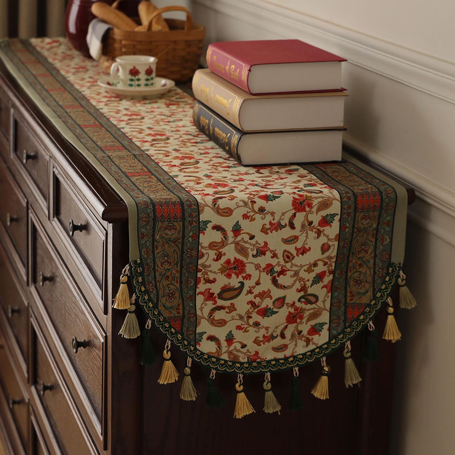 vctops Farmhouse Table Runner with Tassel, 71 Inches Long Rustic Floral Pattern Table Runner Rectangle Table Decoration for Kitchen, Dining Room, Wedding, Holiday, Party, Banquet (Type A,16"x71")