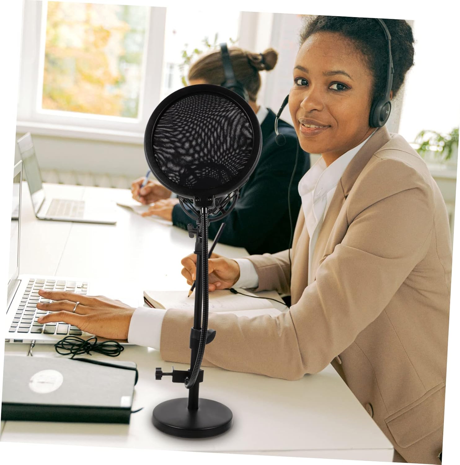 1set Adjustable Microphone Stand Shock Features Desktop Microphone Holder for Streaming and Recording Construction Filter Compatibility