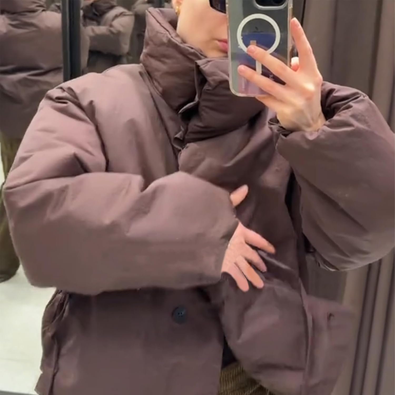 Womens Winter Puffer Jacket Stand Collar Long Sleeve Down Jackets Trendy Warm Short Coat Outerwear with Pockets